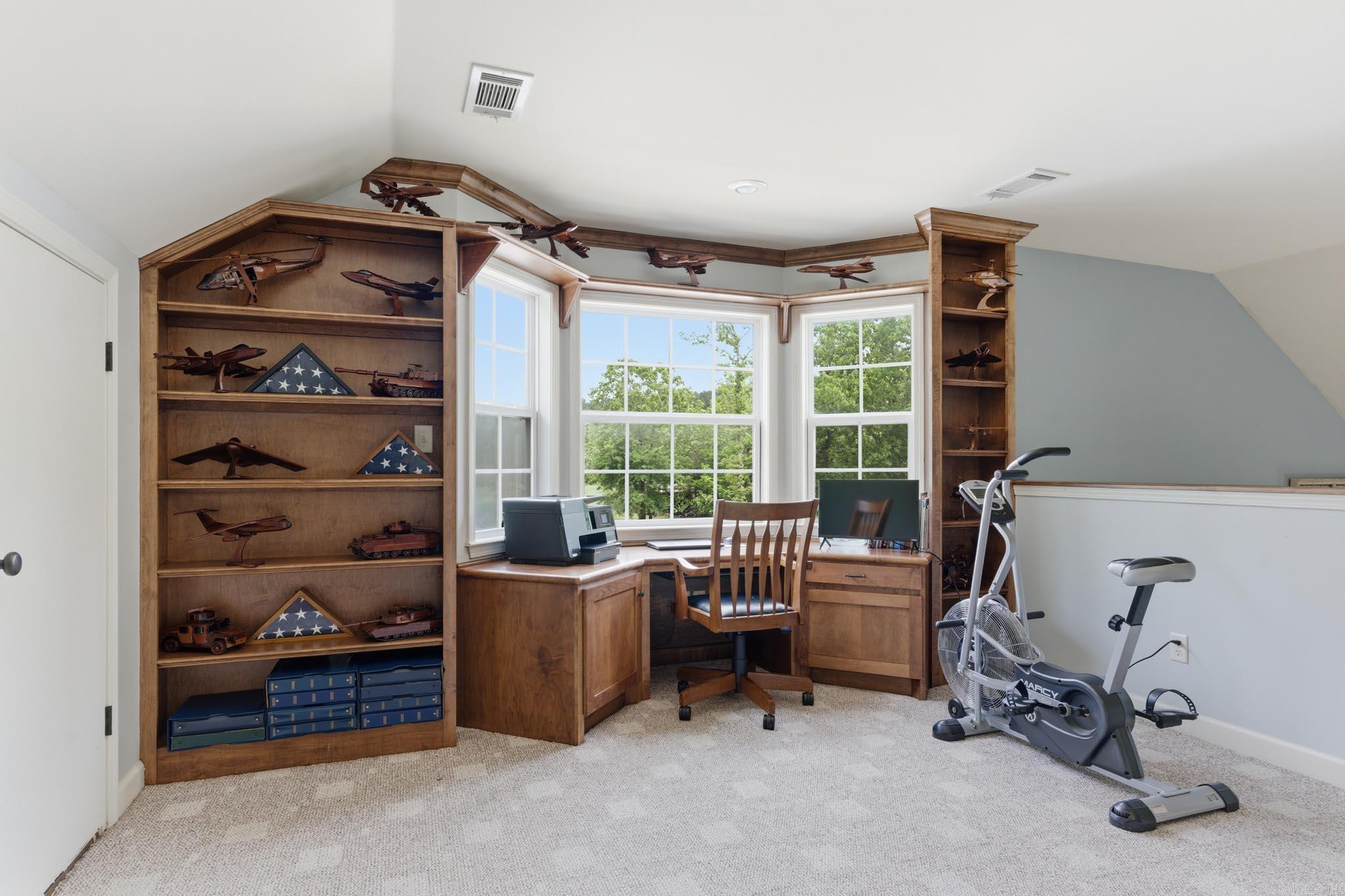 1810 Berry Mountain Trail Paron, AR 72122