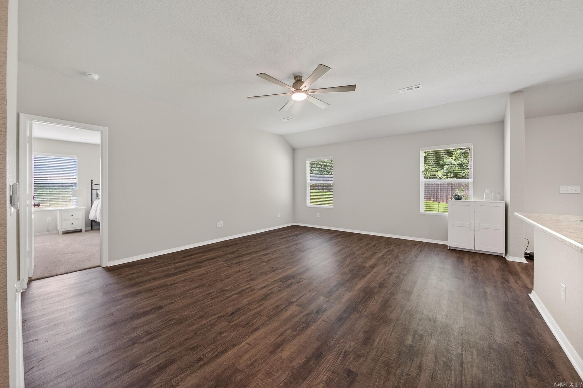 23 Erwin Drive — photo 5