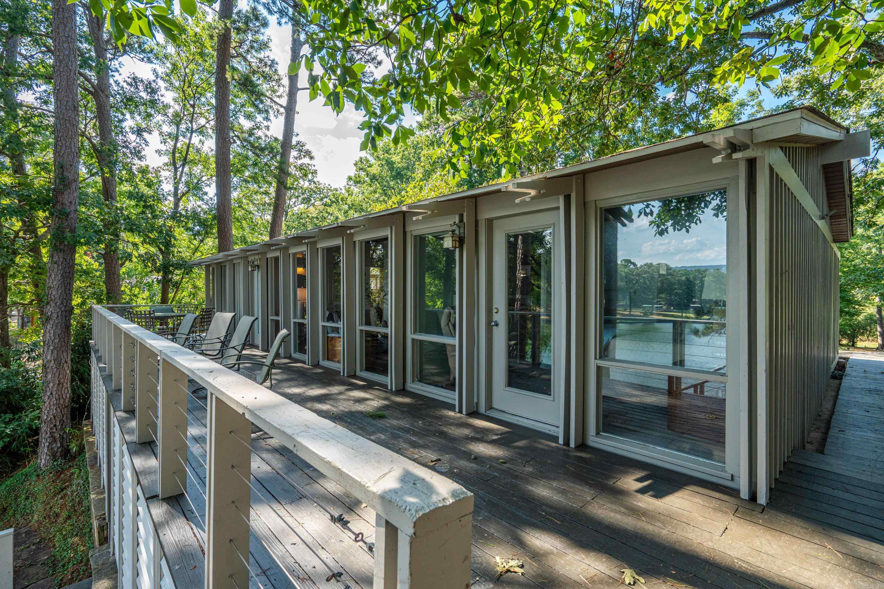 230 Southshore Drive Hot Springs, AR 71913