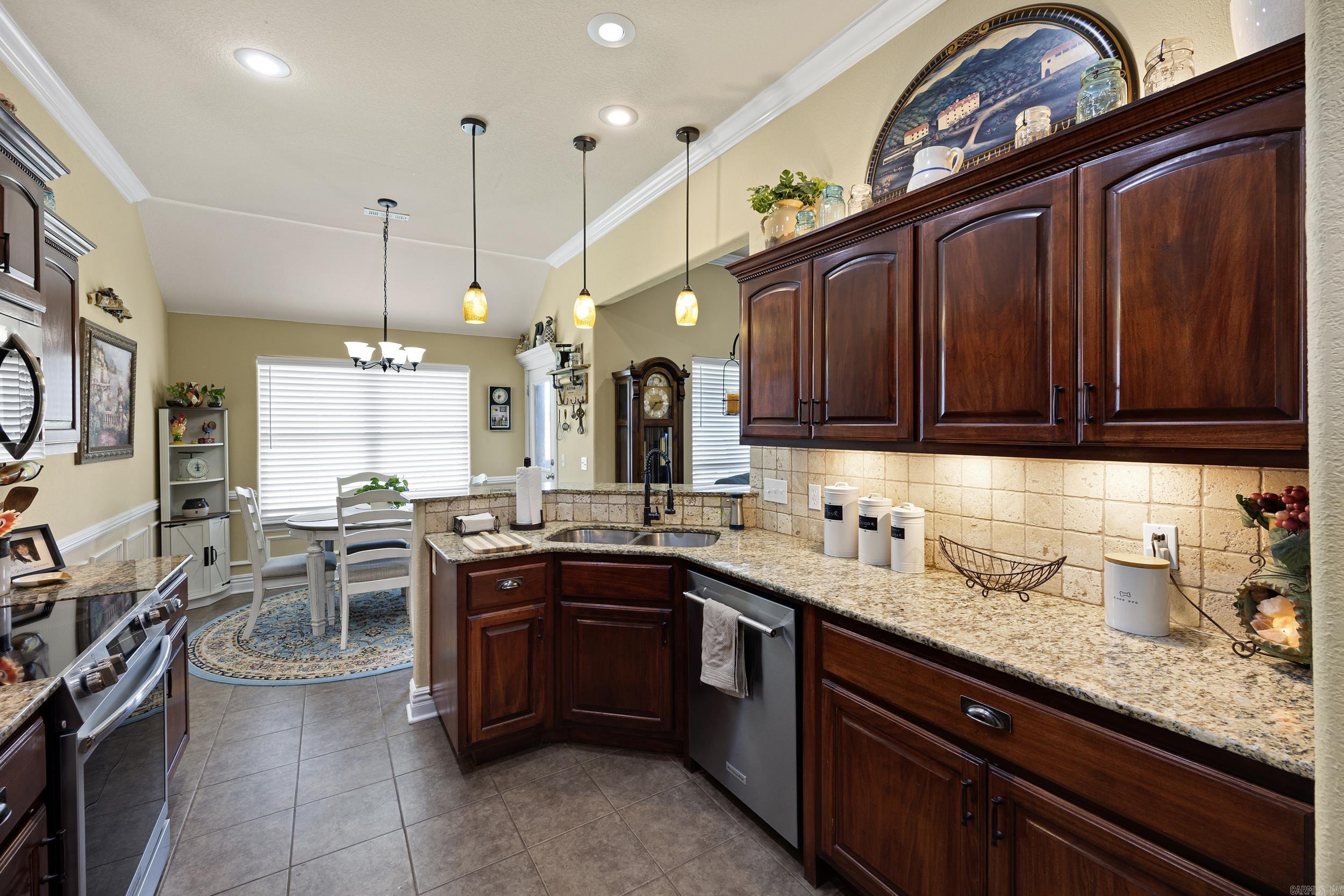 10092 Laura St  Danville, AR