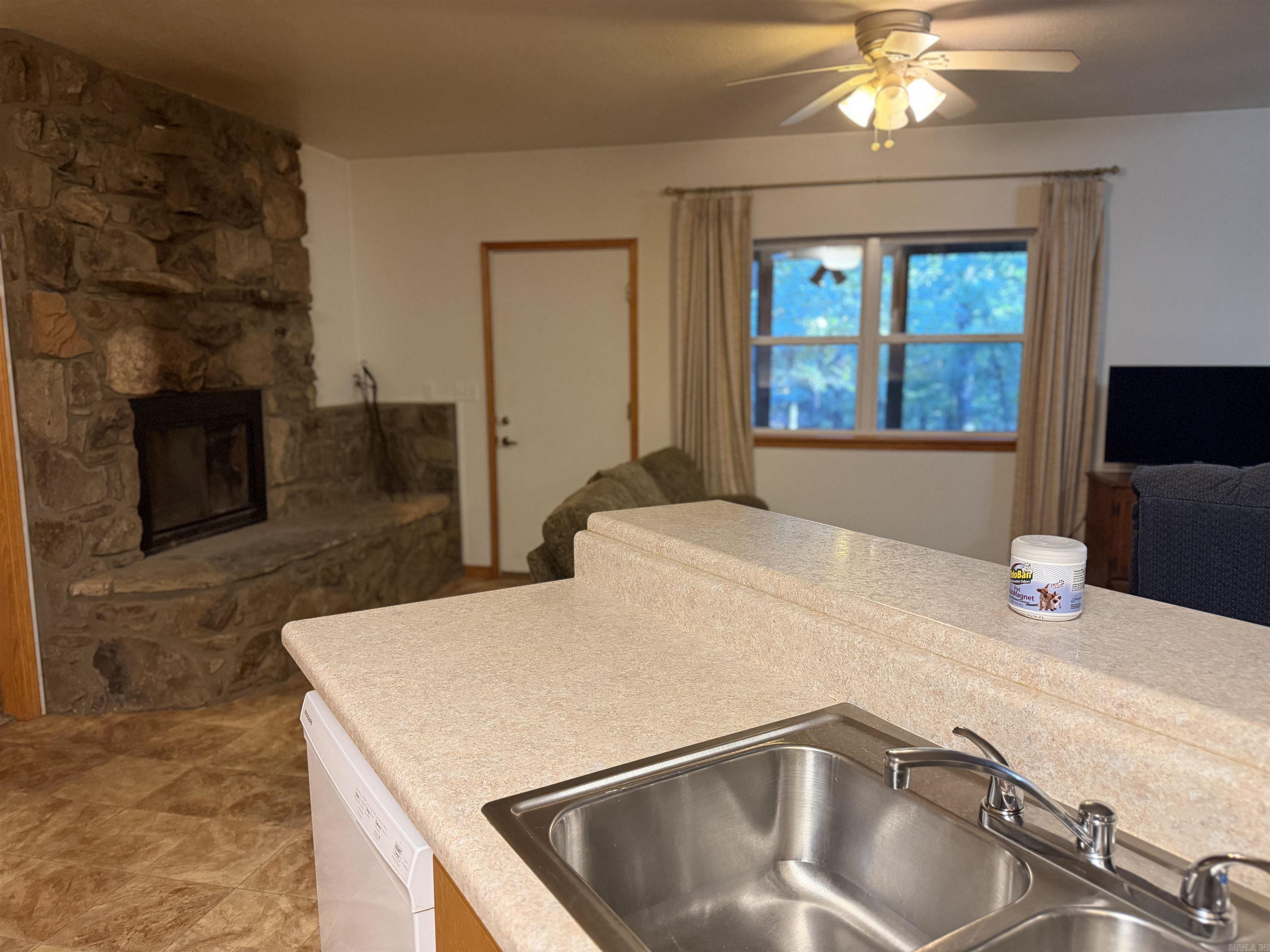 1418 Grassy Hollow Road  Clinton, AR
