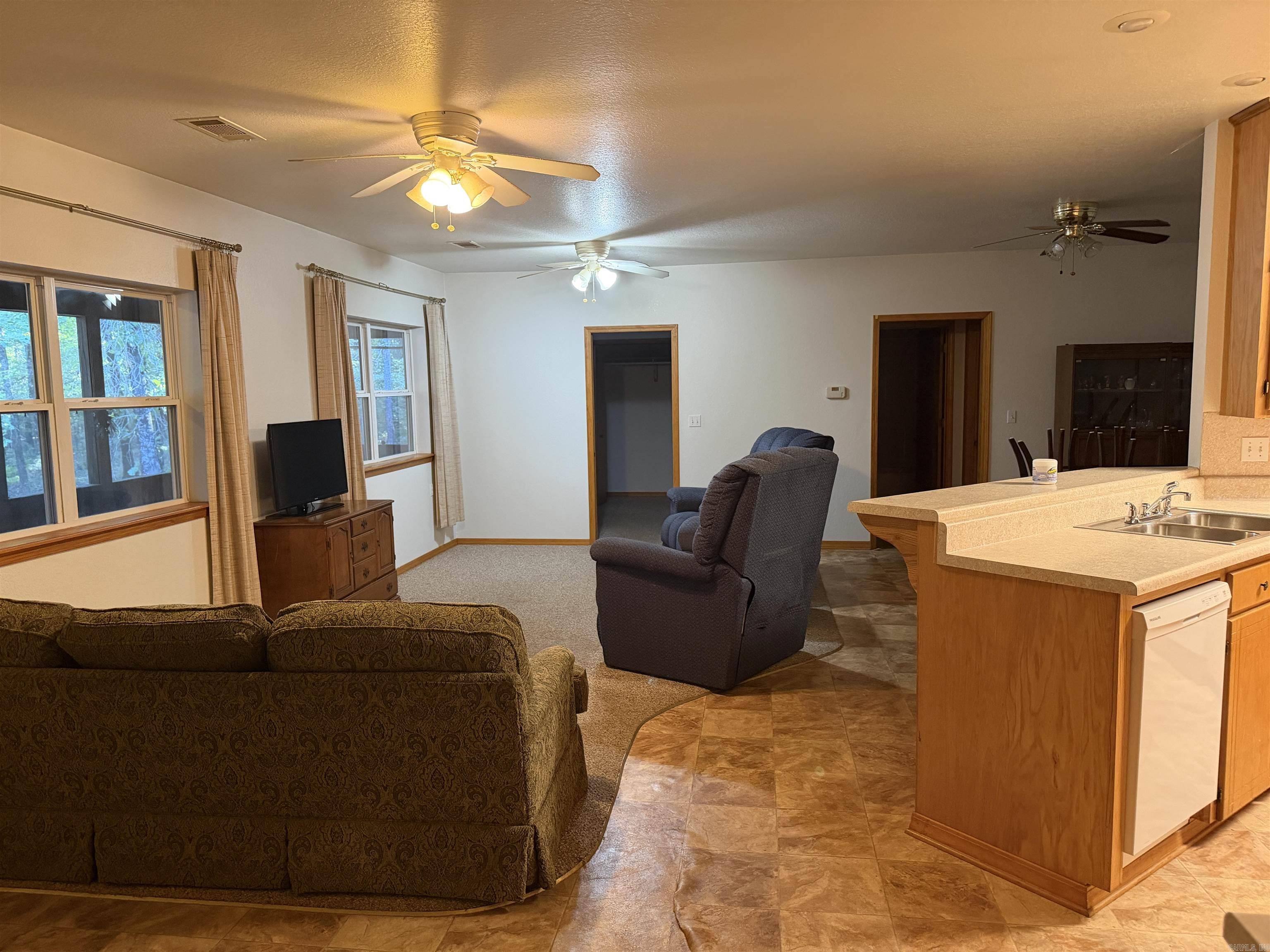 1418 Grassy Hollow Road  Clinton, AR