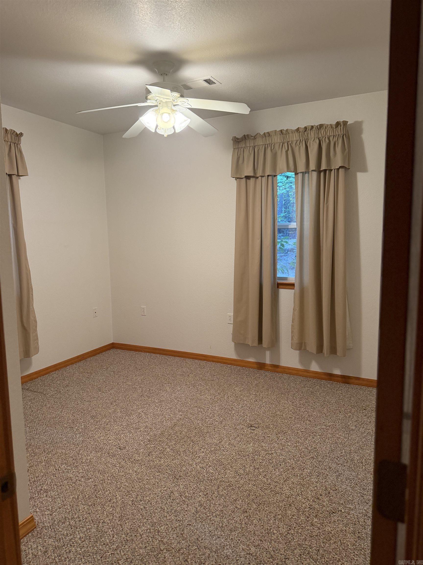 1418 Grassy Hollow Road  Clinton, AR