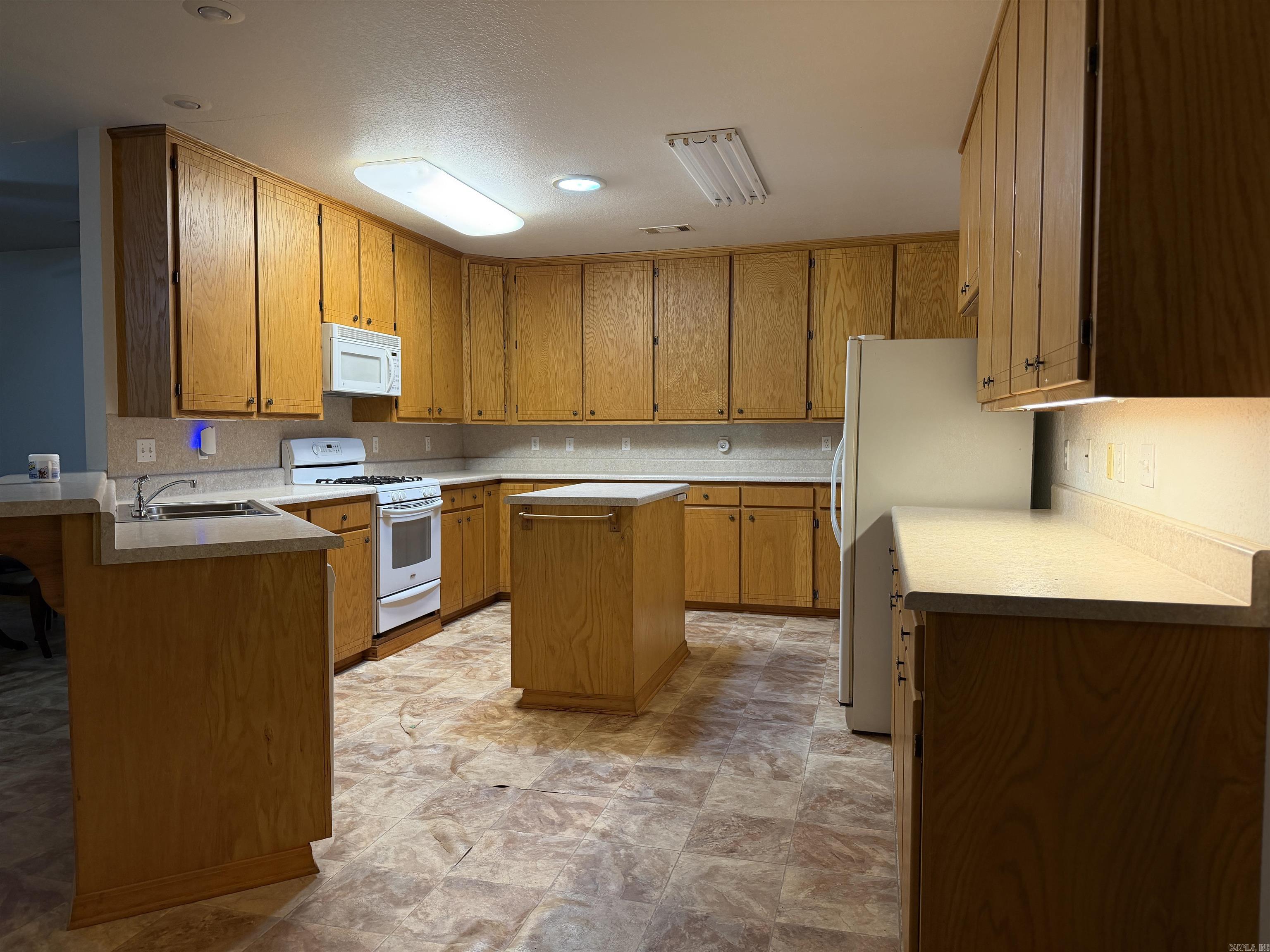 1418 Grassy Hollow Road  Clinton, AR