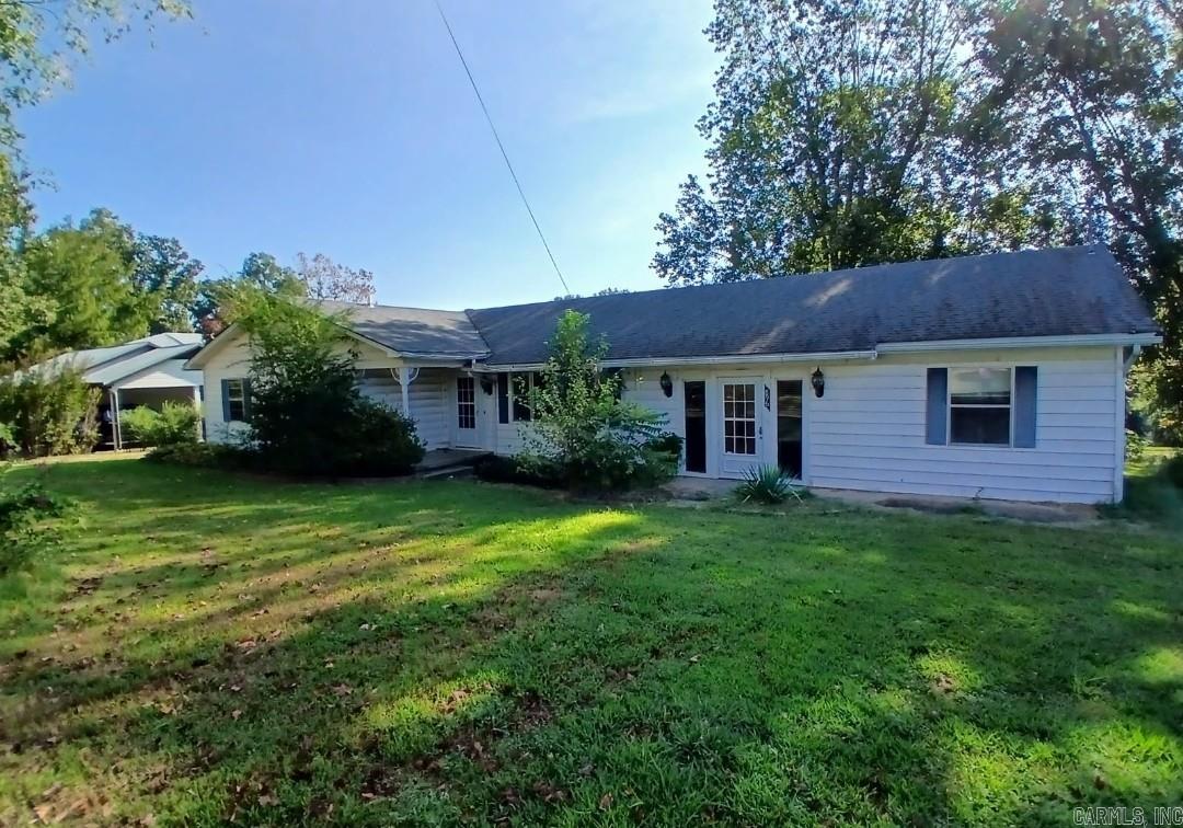896 S 12th  Piggott, AR