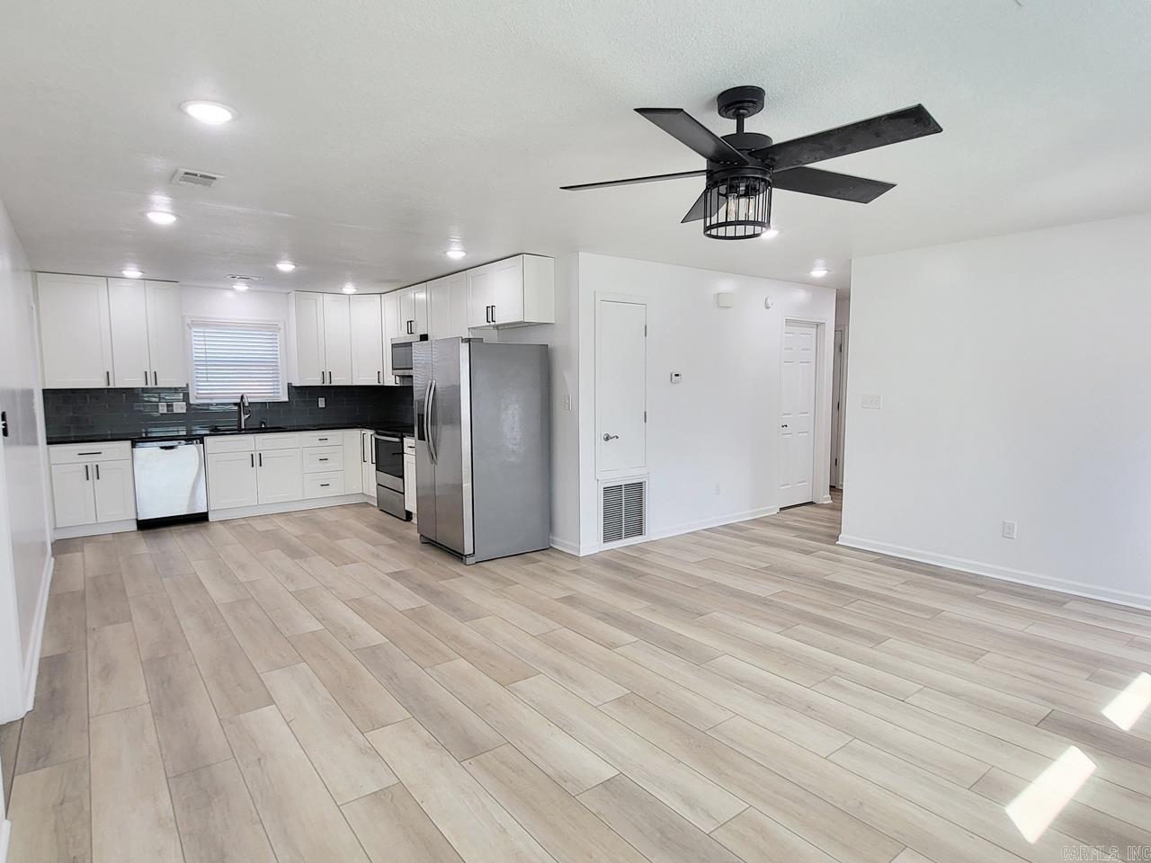 3717 Oak Leaf Cir  Jonesboro, AR