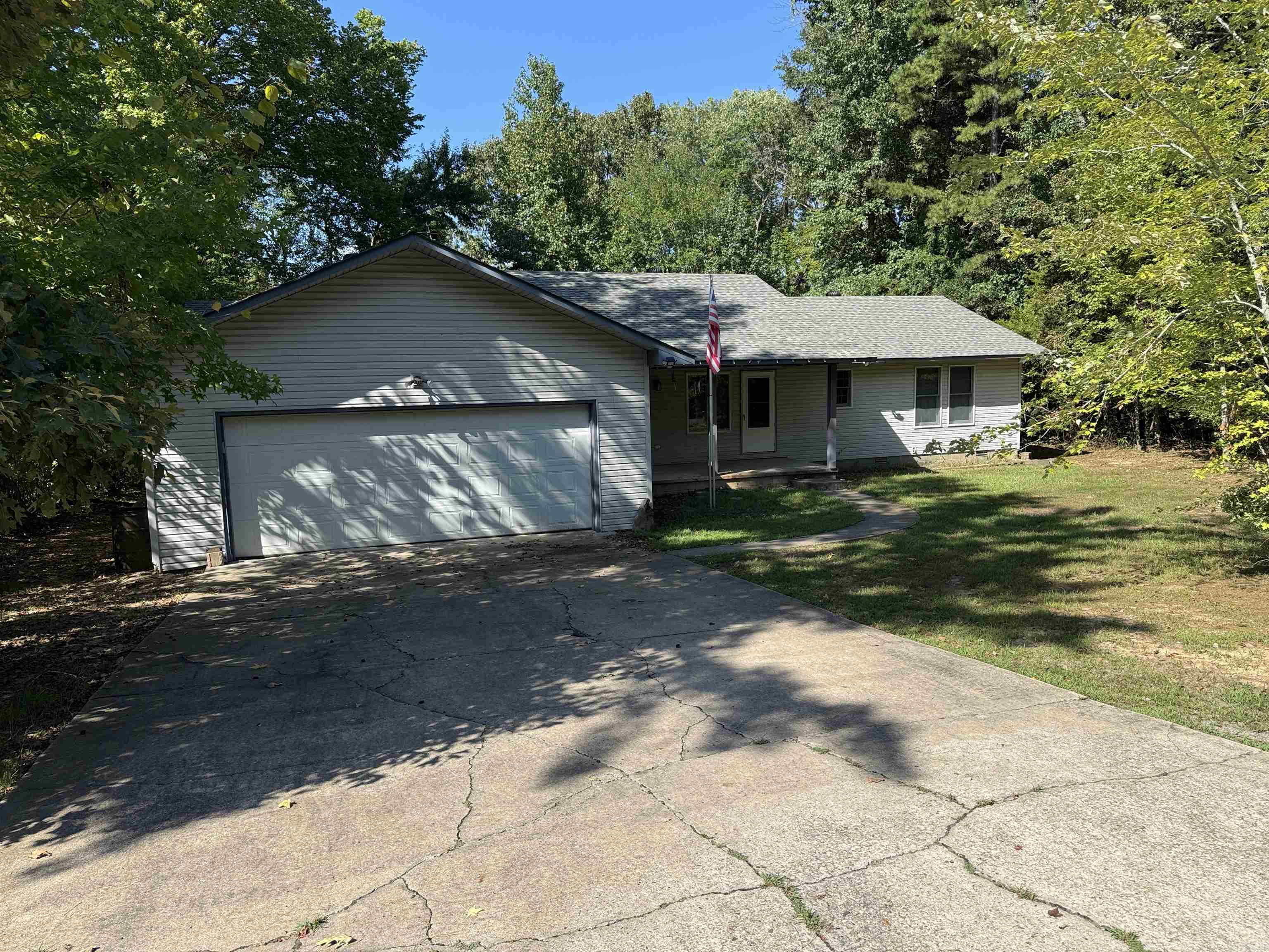 1001  Davidson  Greers Ferry, AR