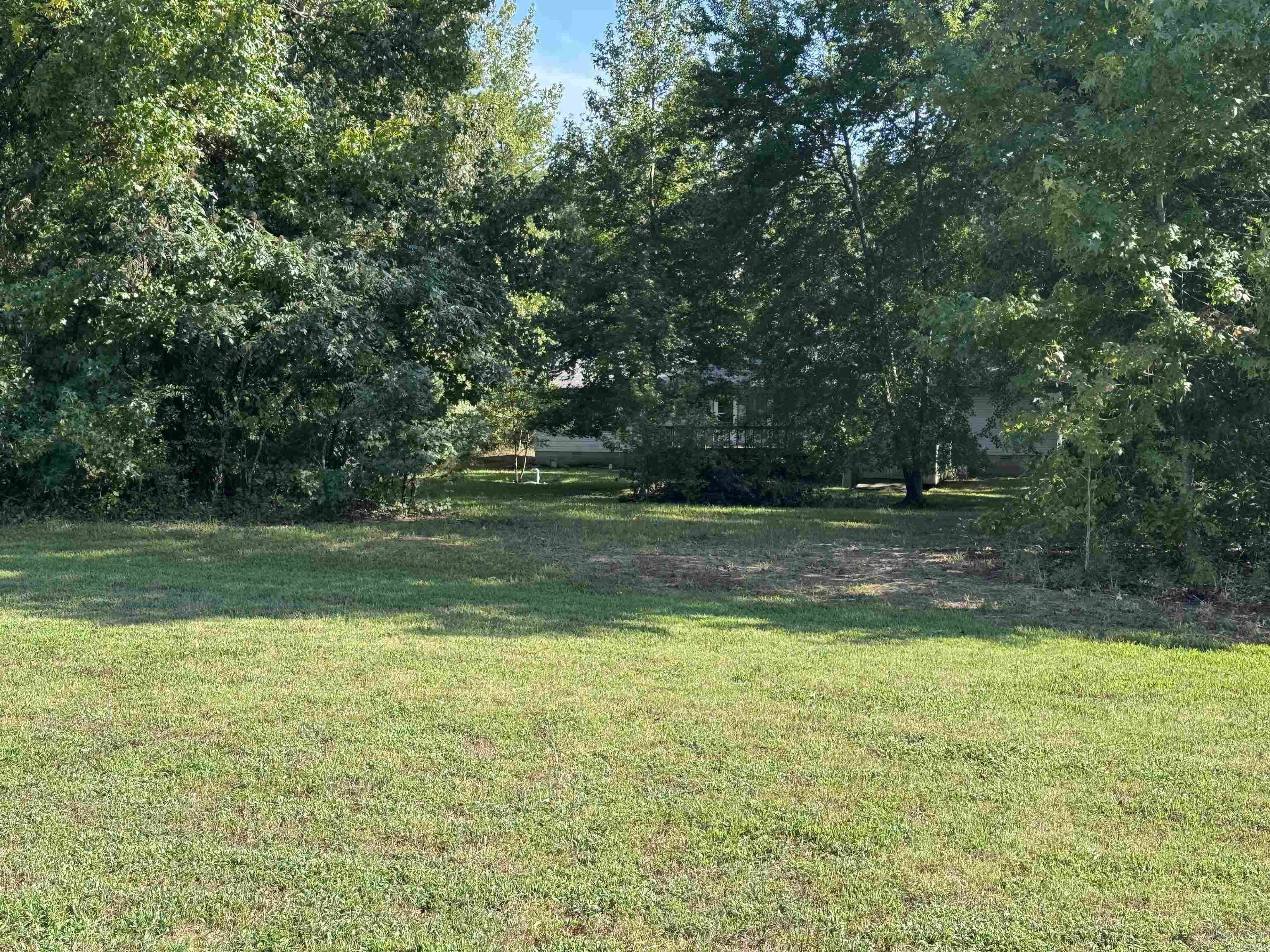 1001 Davidson  Greers Ferry, AR