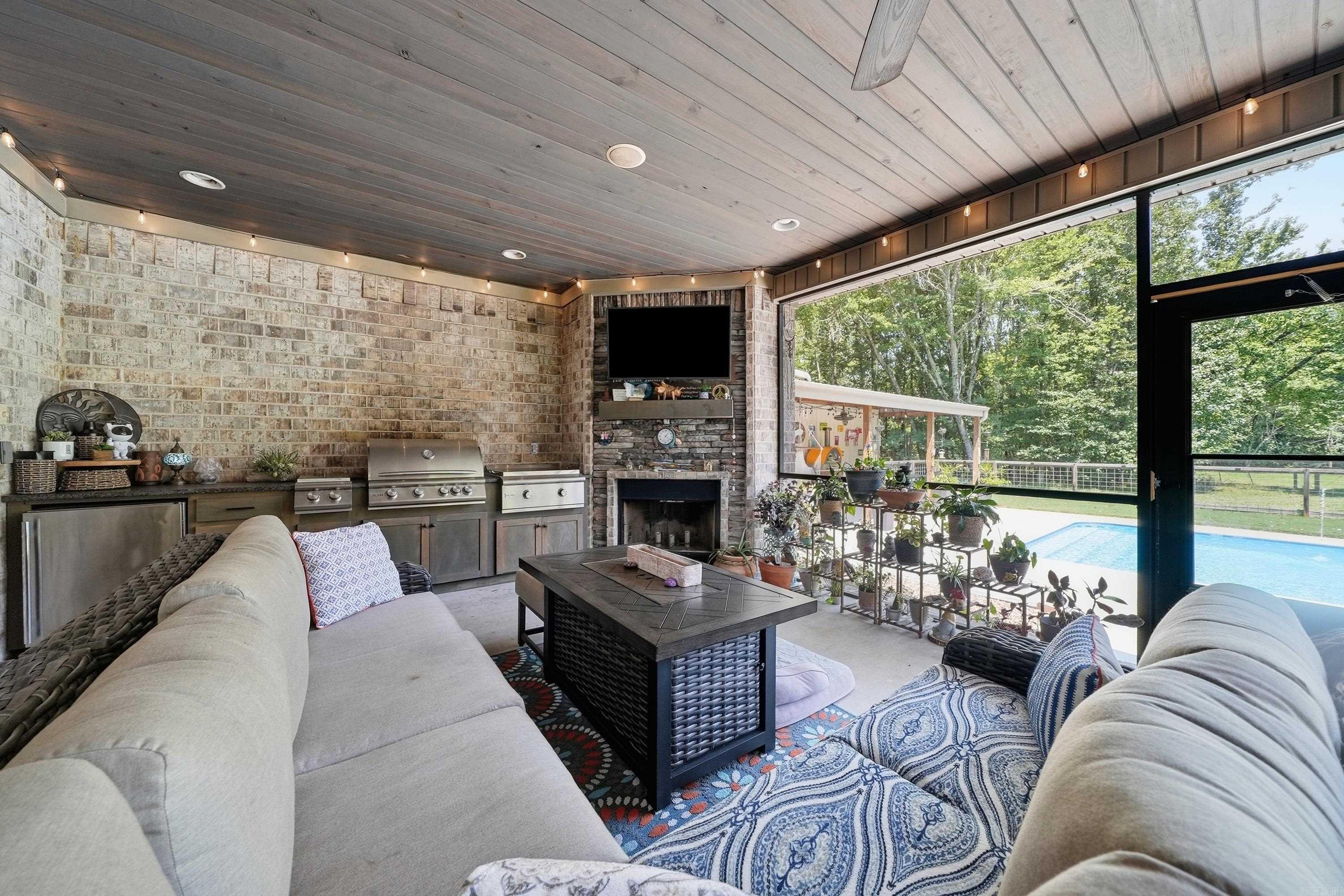 205 Morden Road Ward, AR 72176