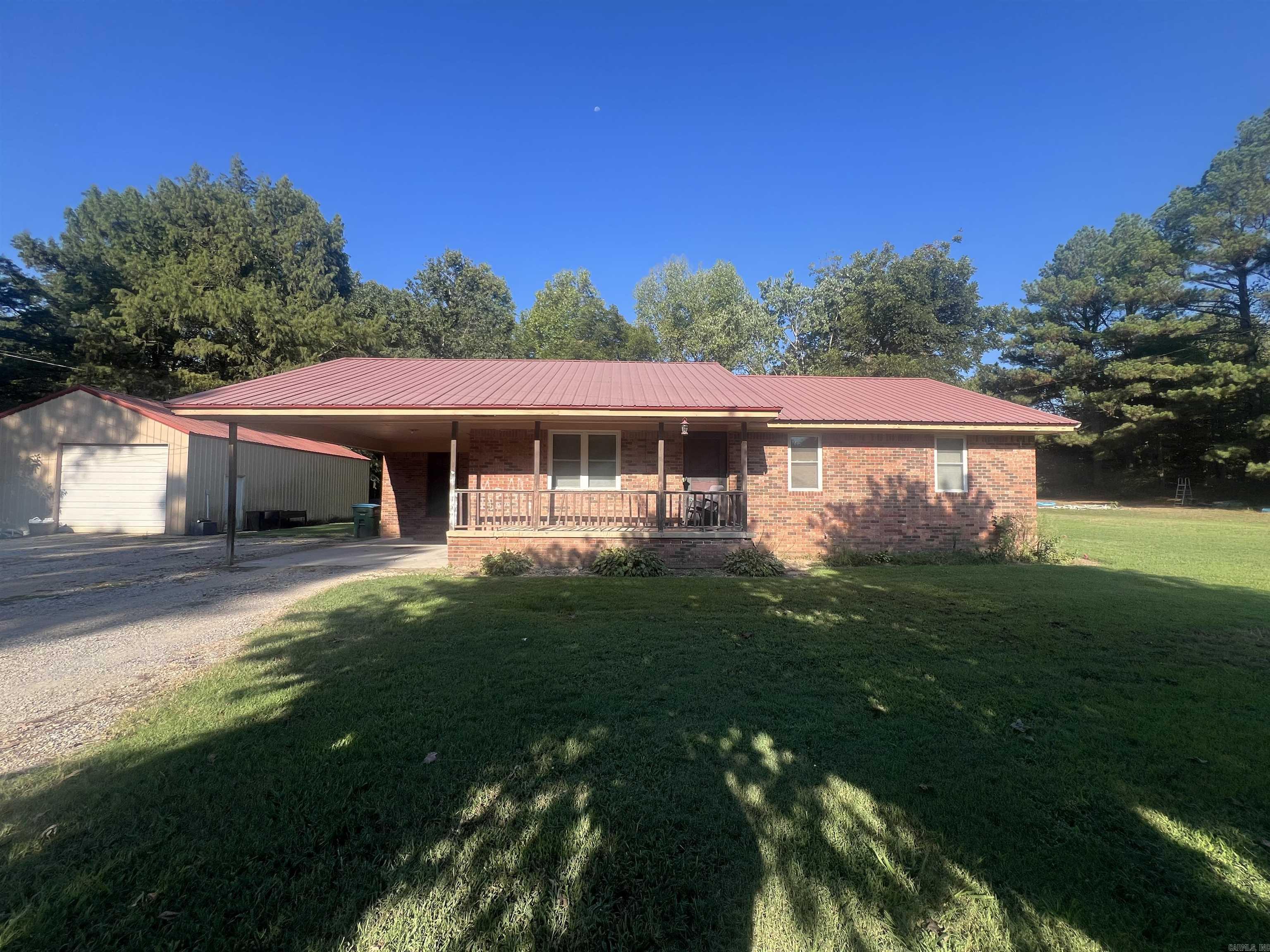 1123  CR 347  Piggott, AR