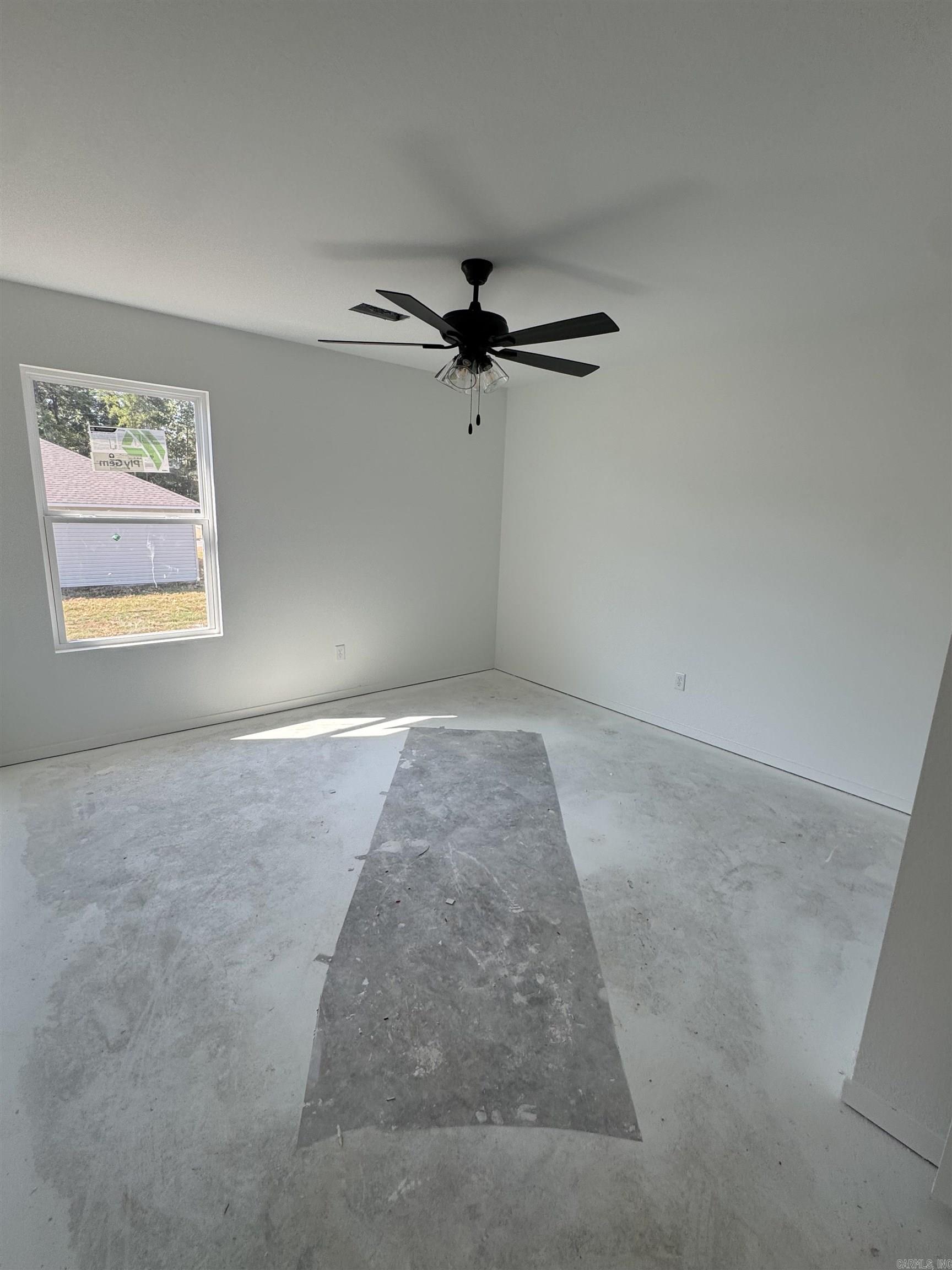 6105 Croft Avenue — photo 5