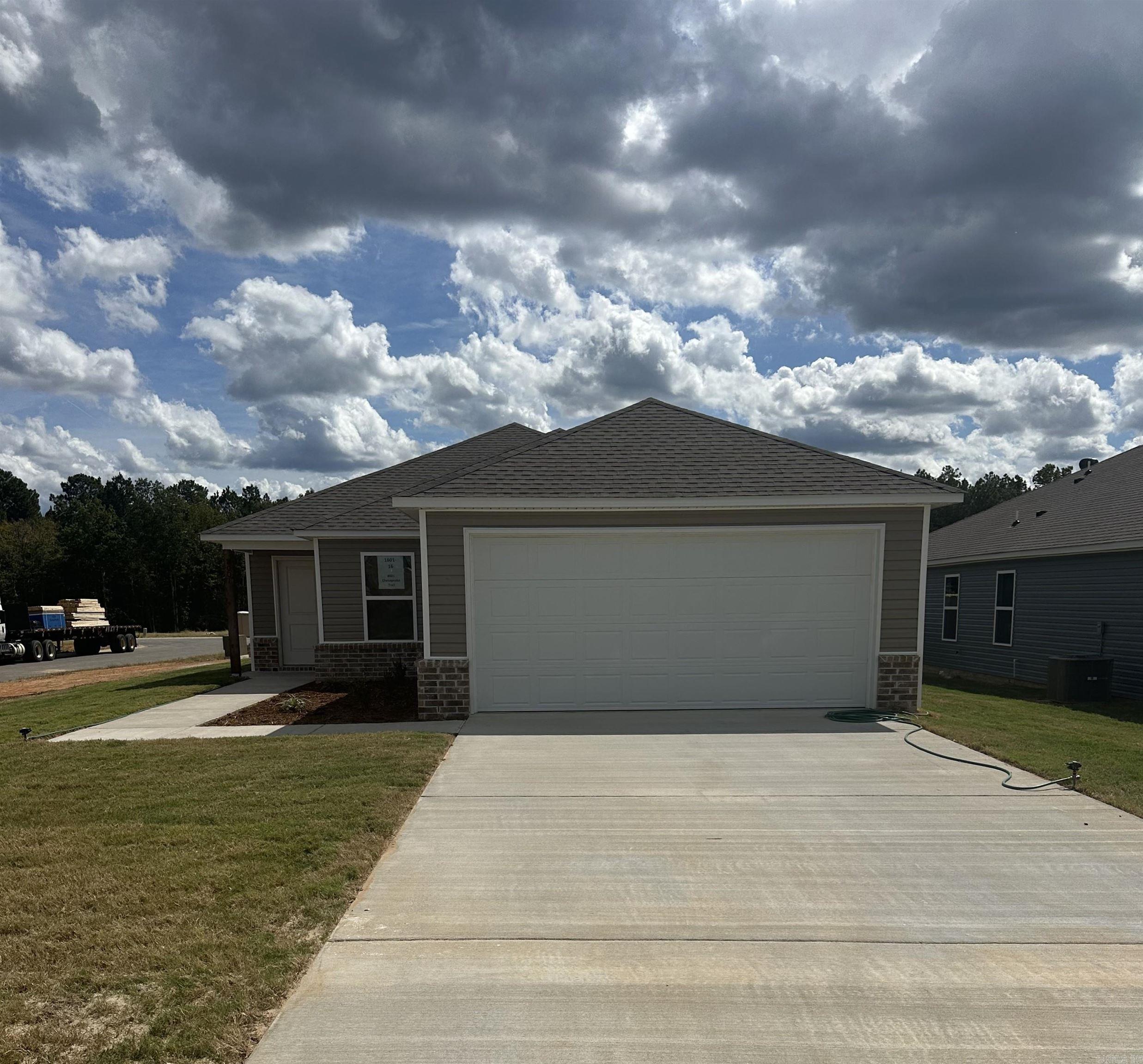 8001 Chesapeake Trail — exterior