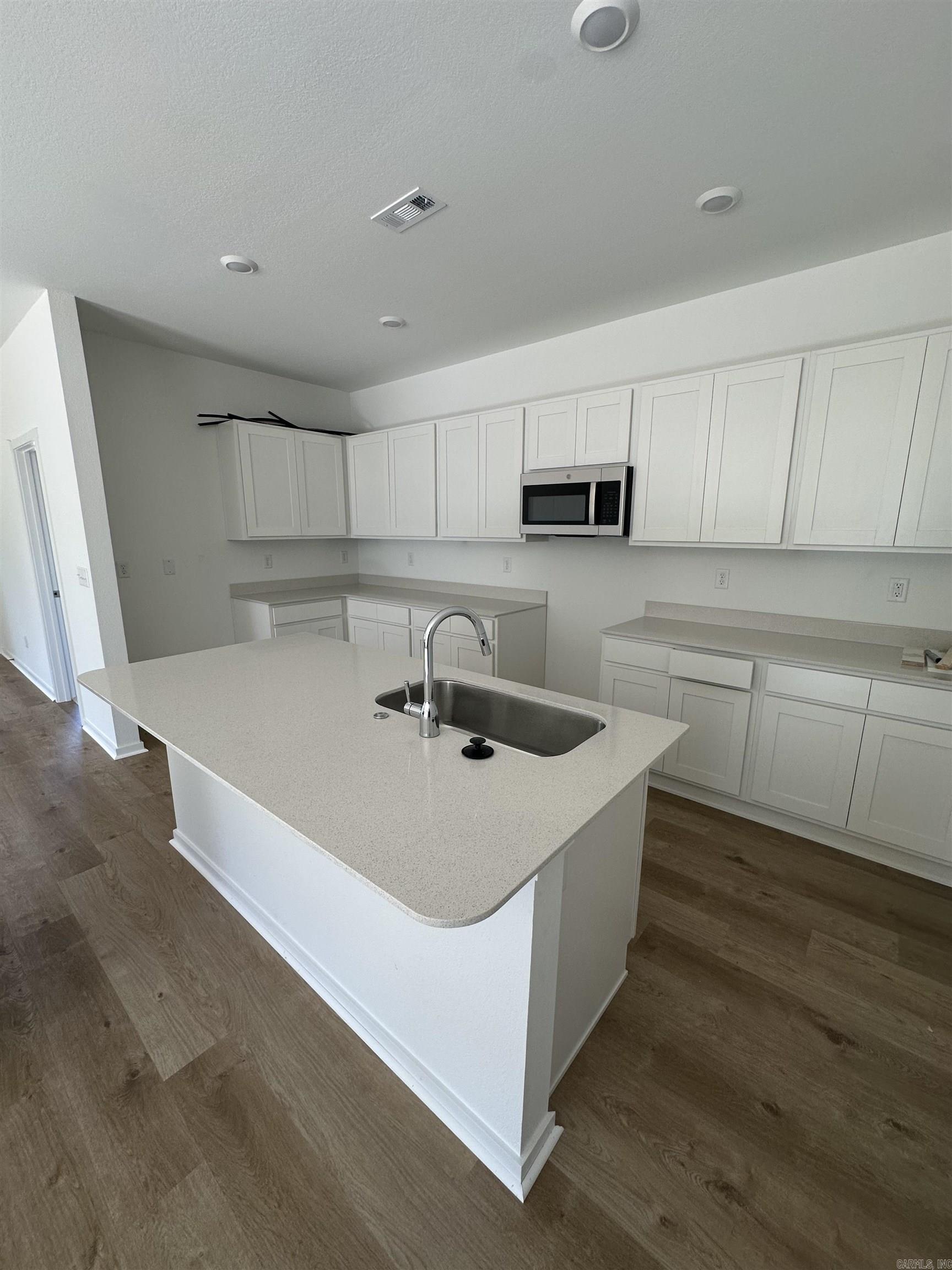 8104 Chesapeake Trail — photo 4