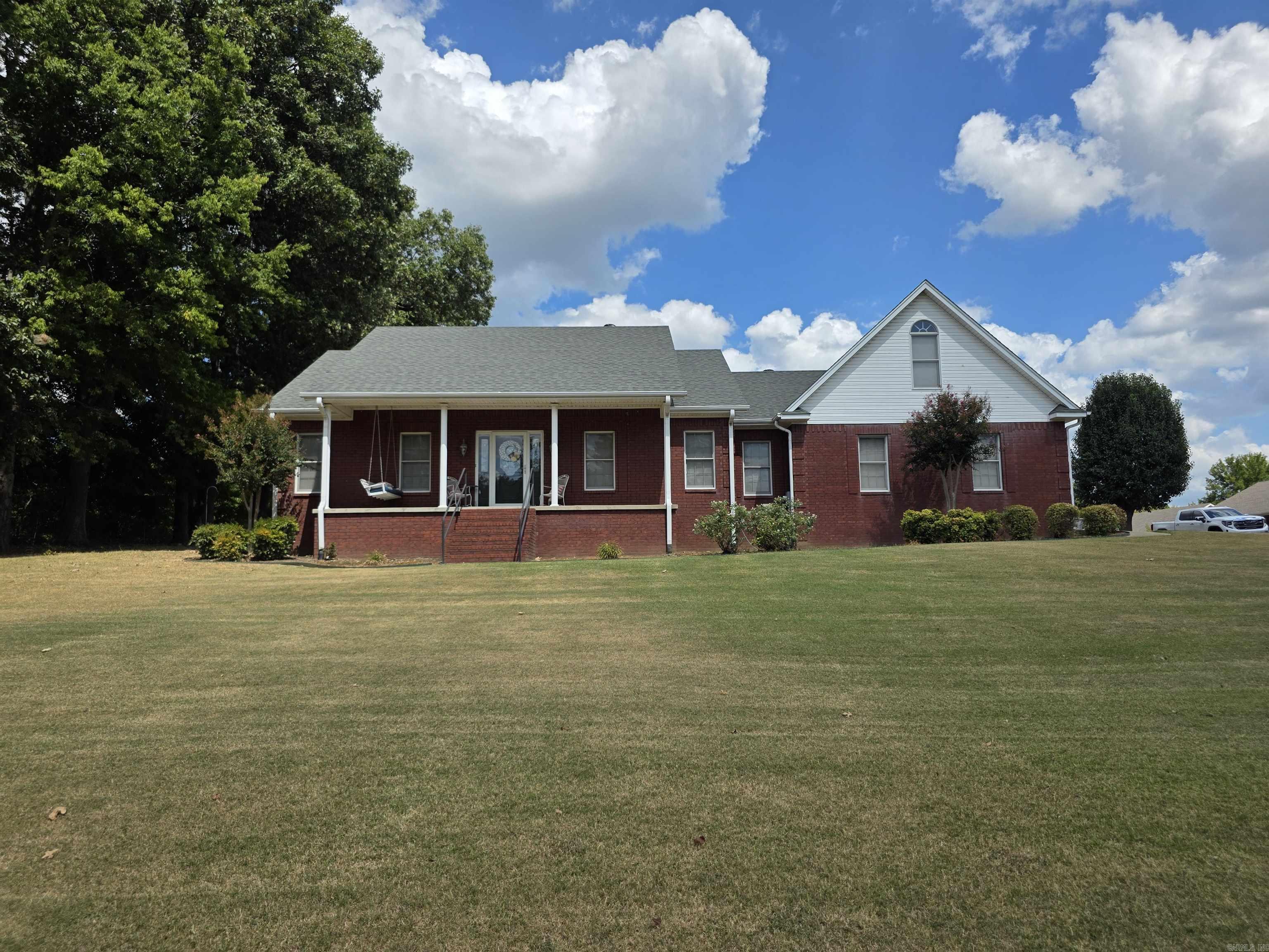 2301 Country Club Rd  Paragould, AR