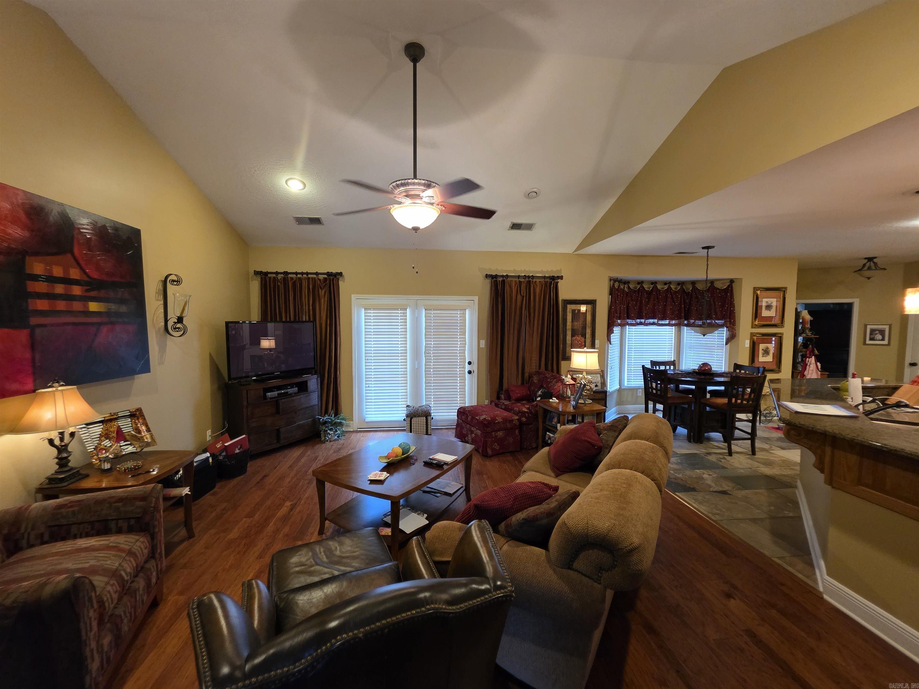 2301 Country Club Rd  Paragould, AR
