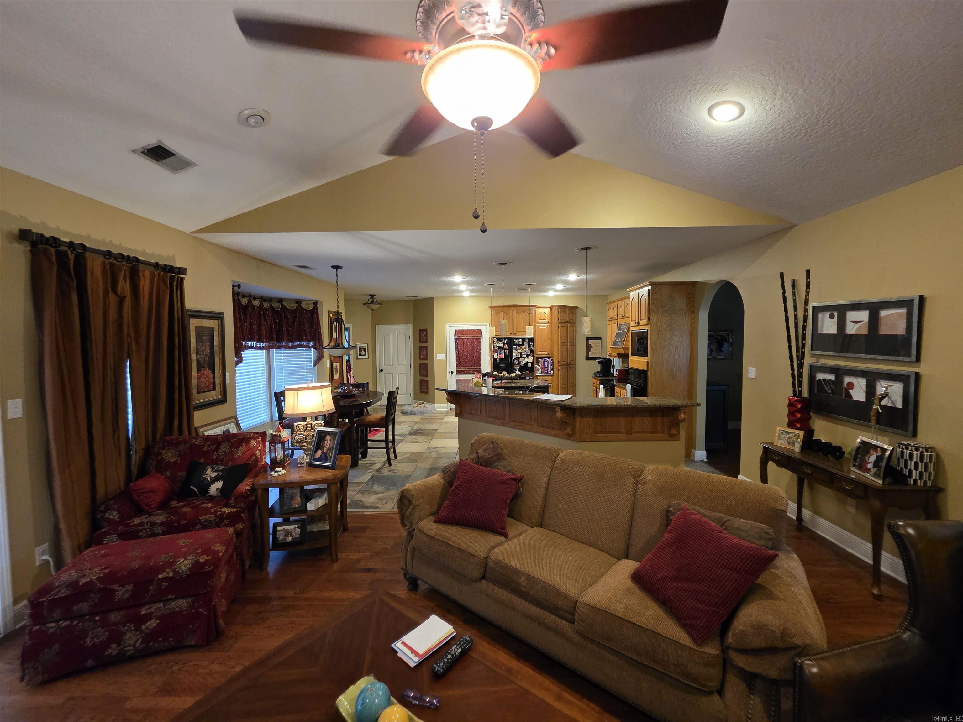 2301 Country Club Rd  Paragould, AR