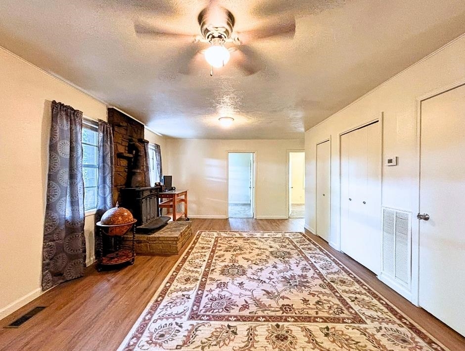 42 Dakota  Cherokee Village, AR