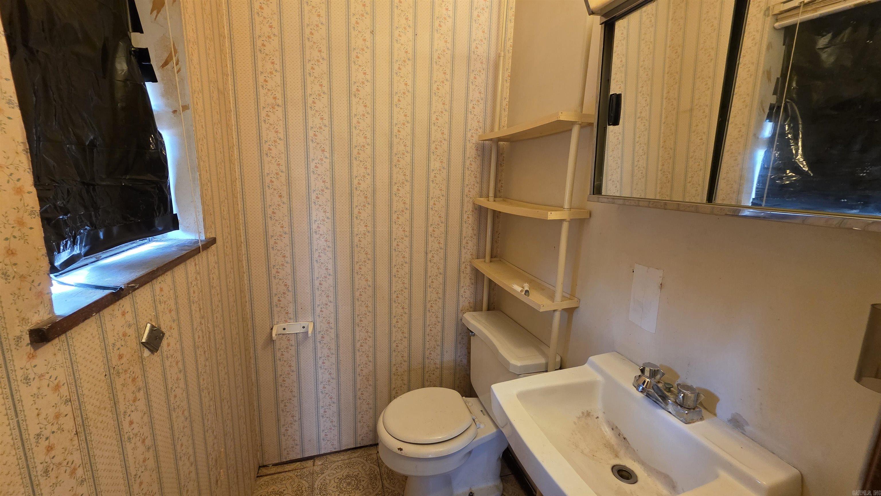 202 Eisenhower Street — photo 4