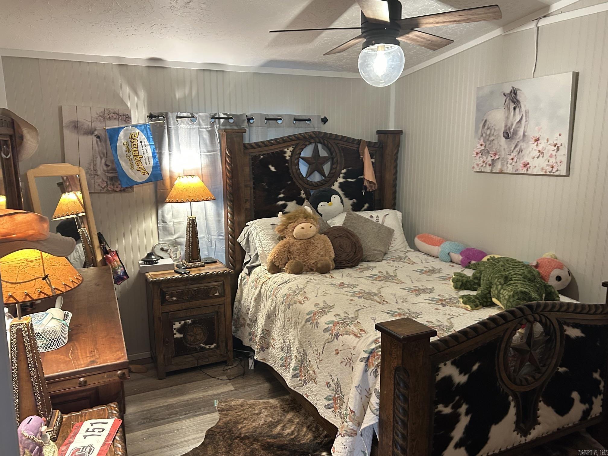 545 H  Clinton, AR