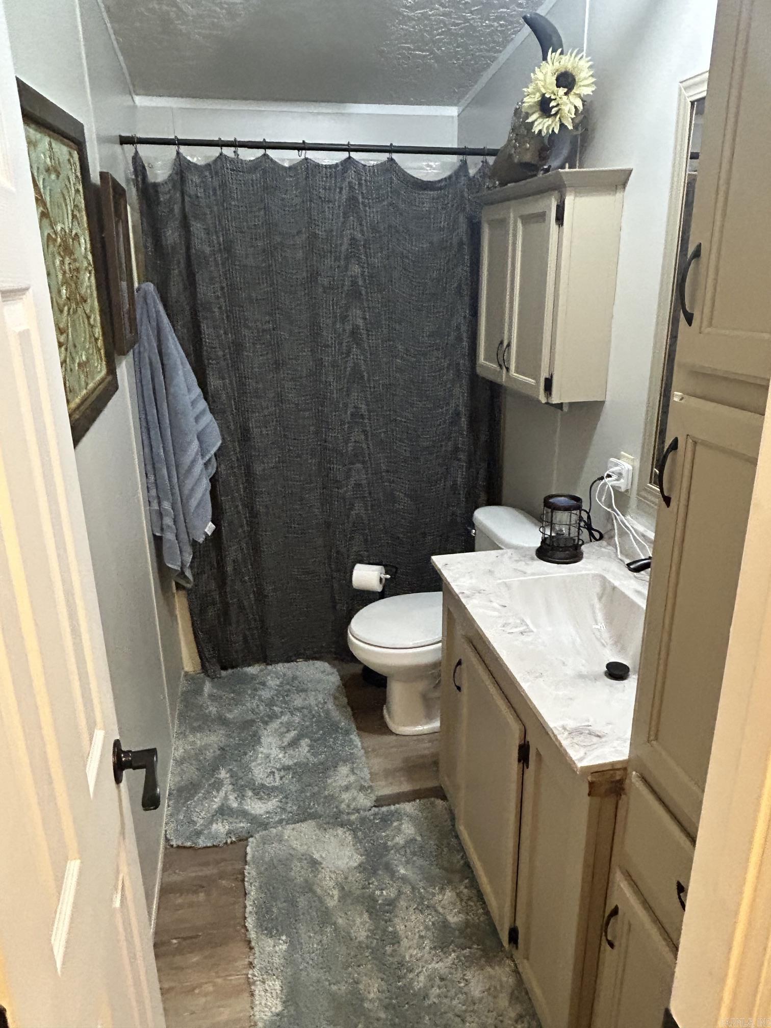 545 H  Clinton, AR