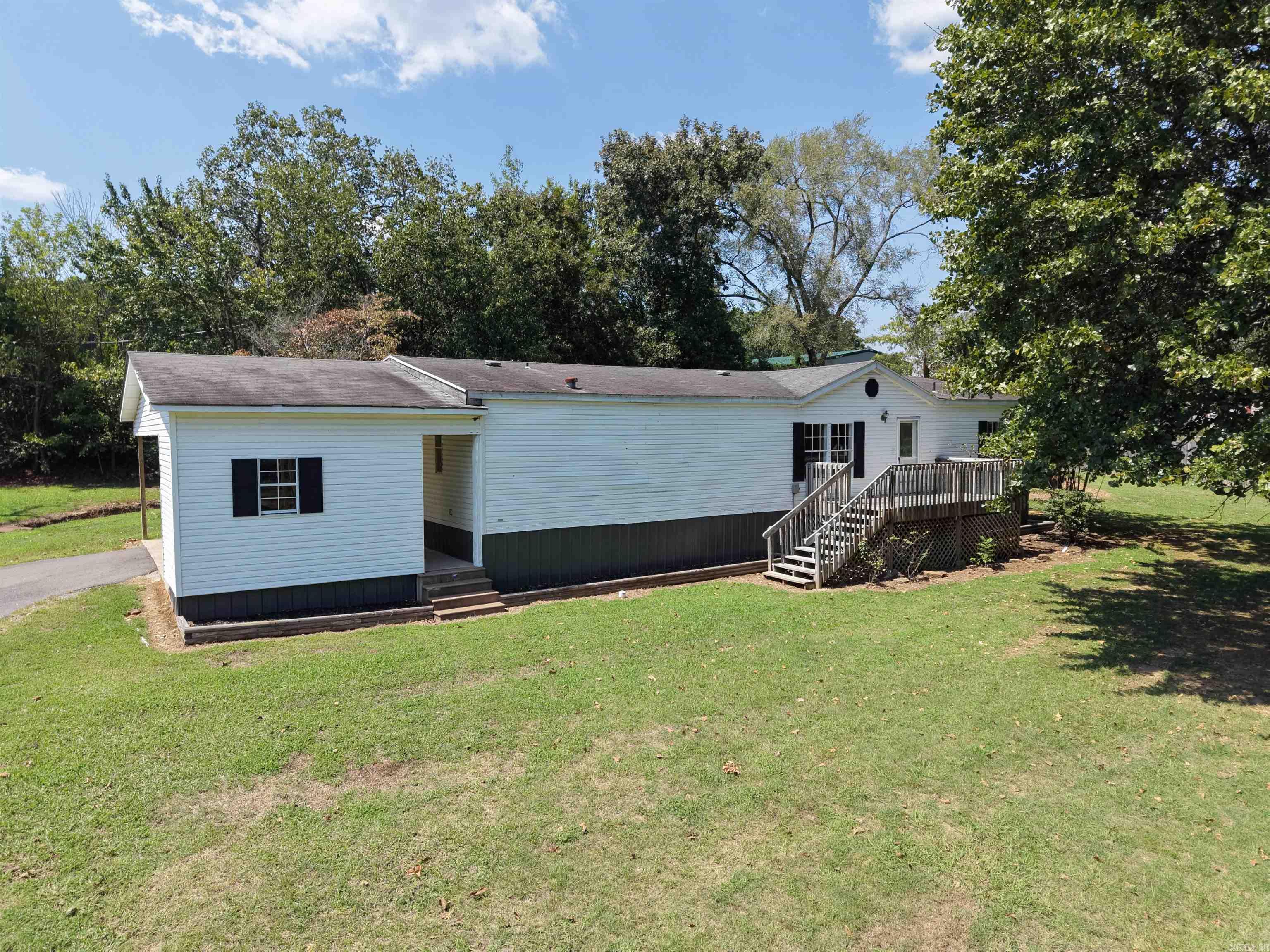 545 H  Clinton, AR