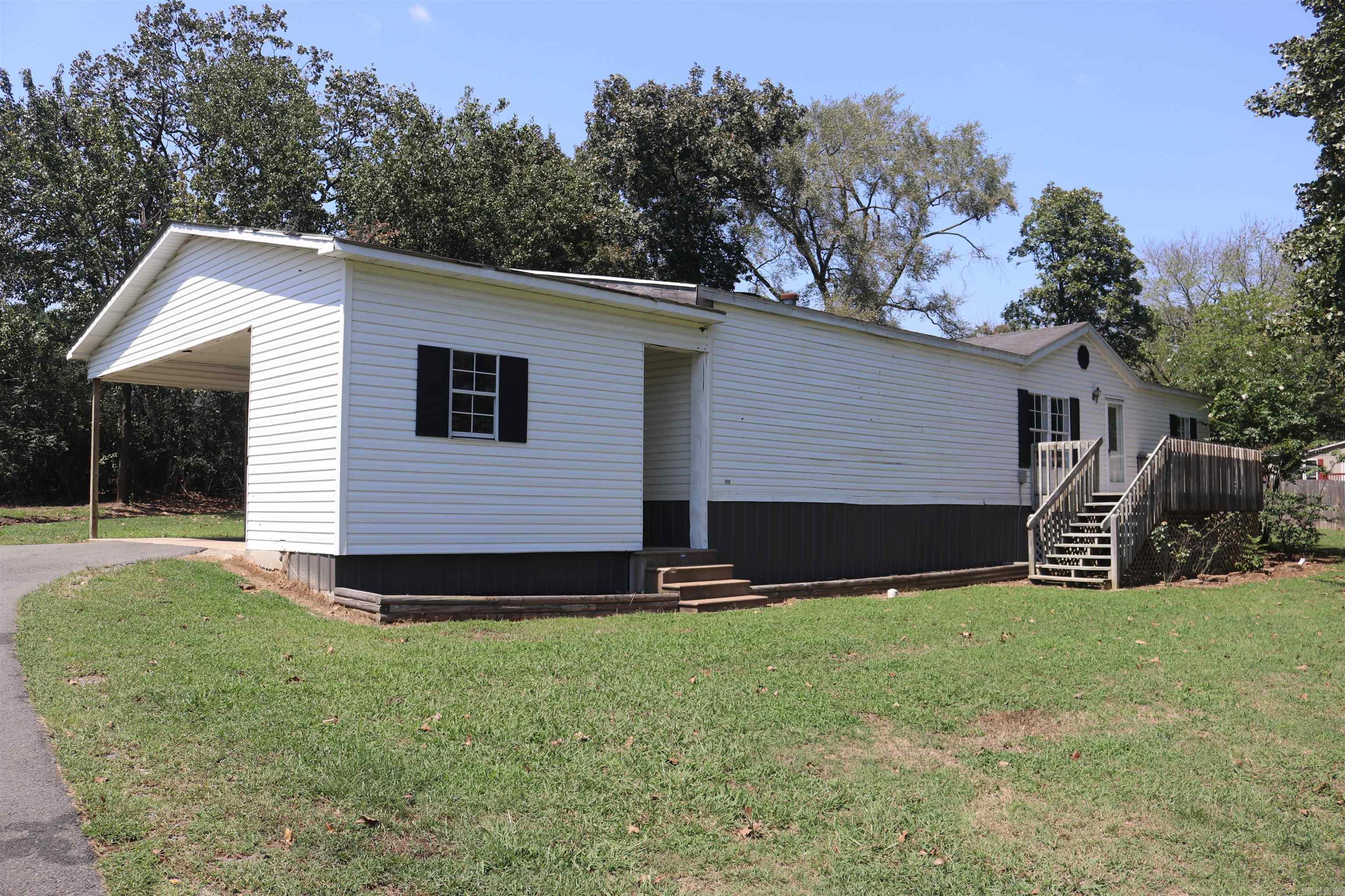 545 H  Clinton, AR
