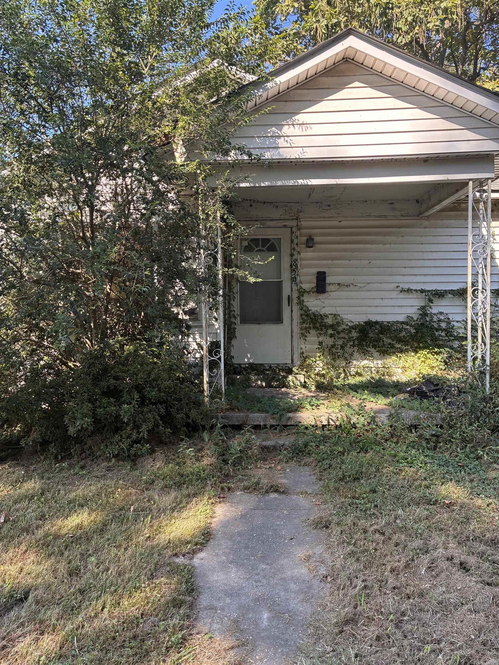 859 S Thornton  Piggott, AR