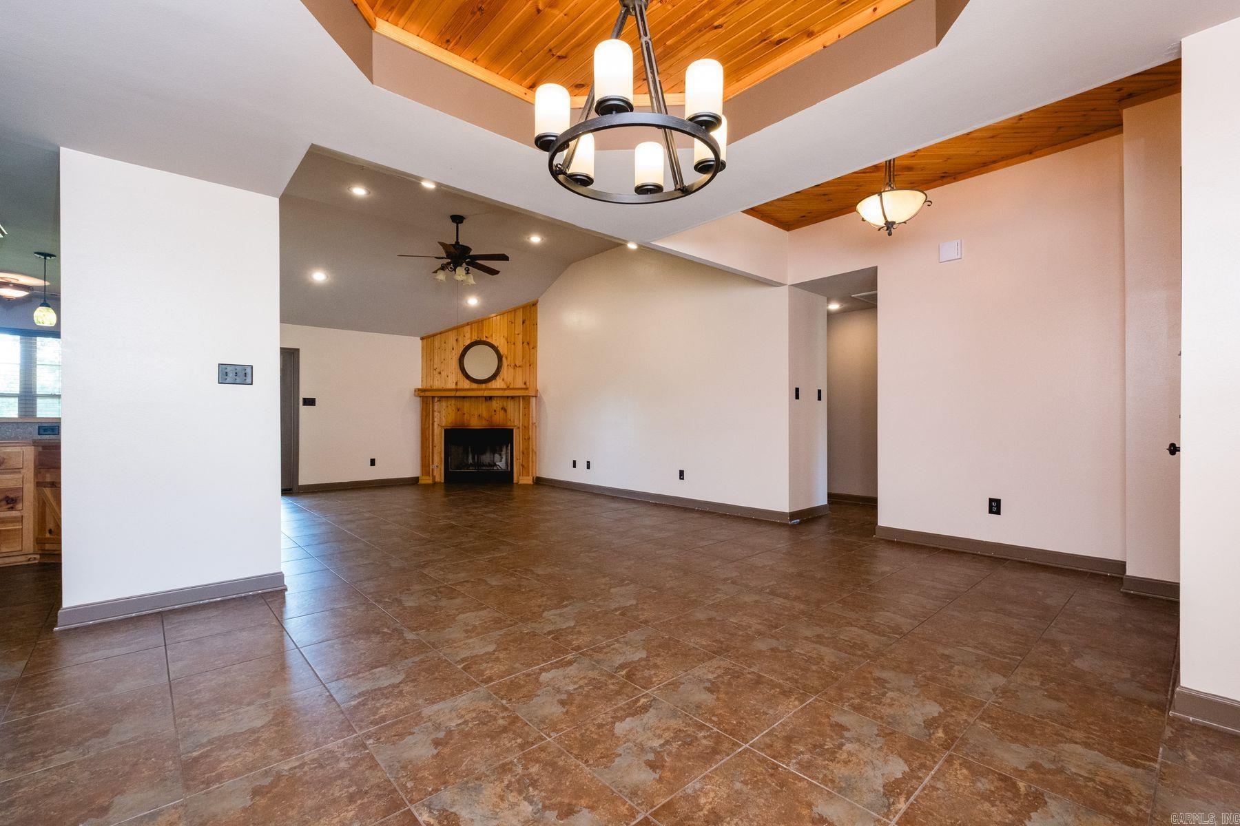 4951 Dixie Lane  Benton, AR
