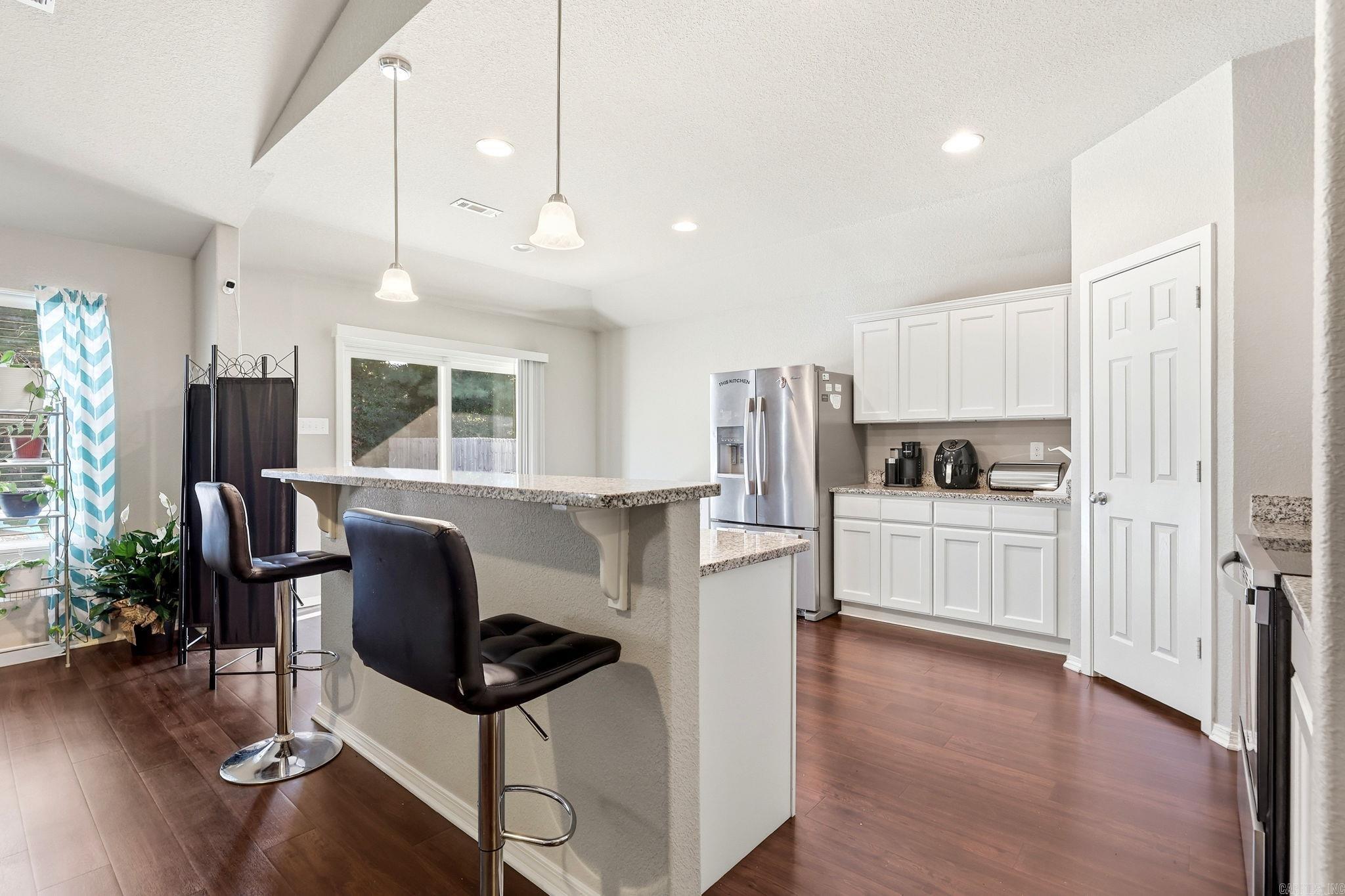 1089 Meadows Edge Drive — photo 4