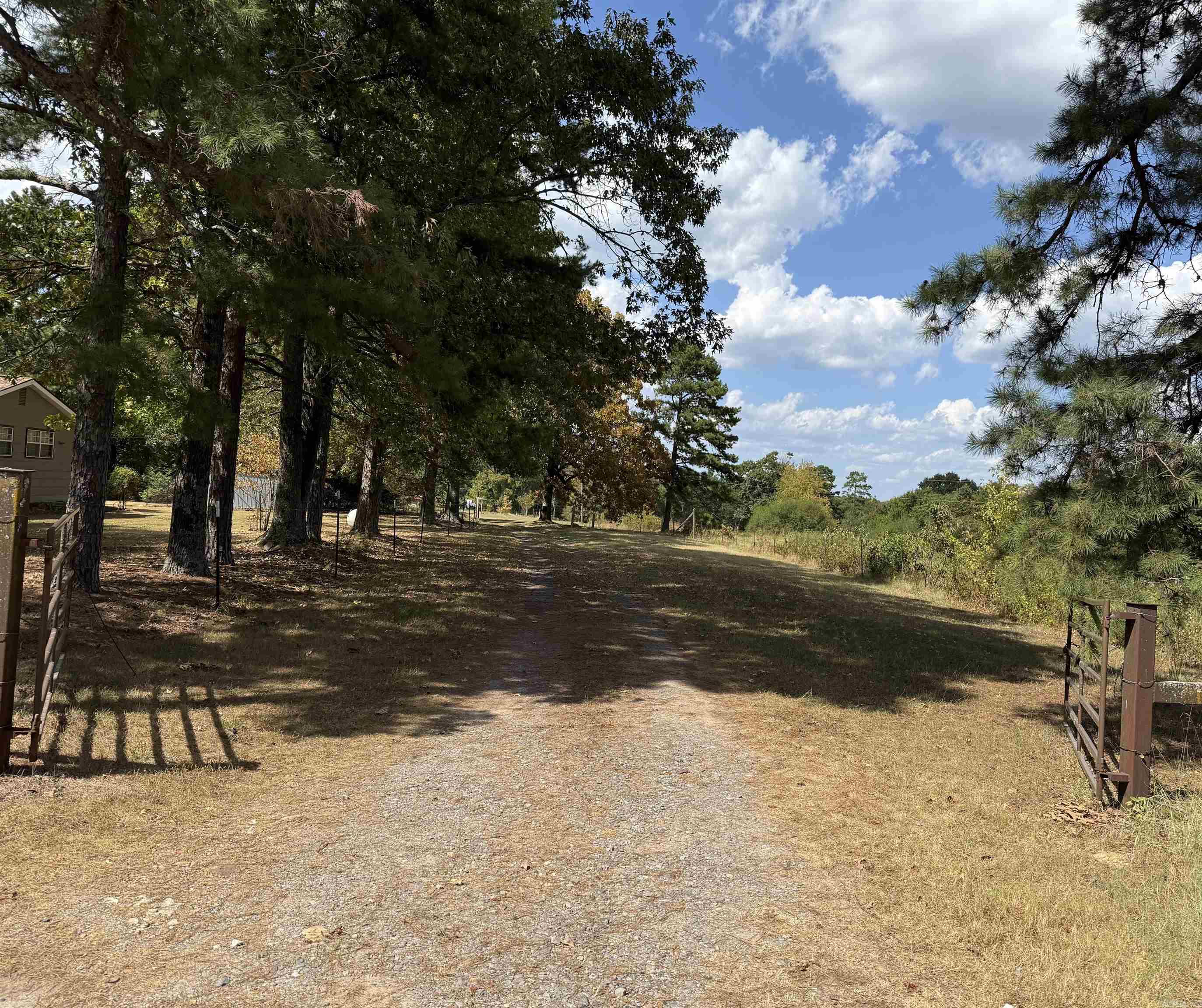 255  Berry  Concord, AR