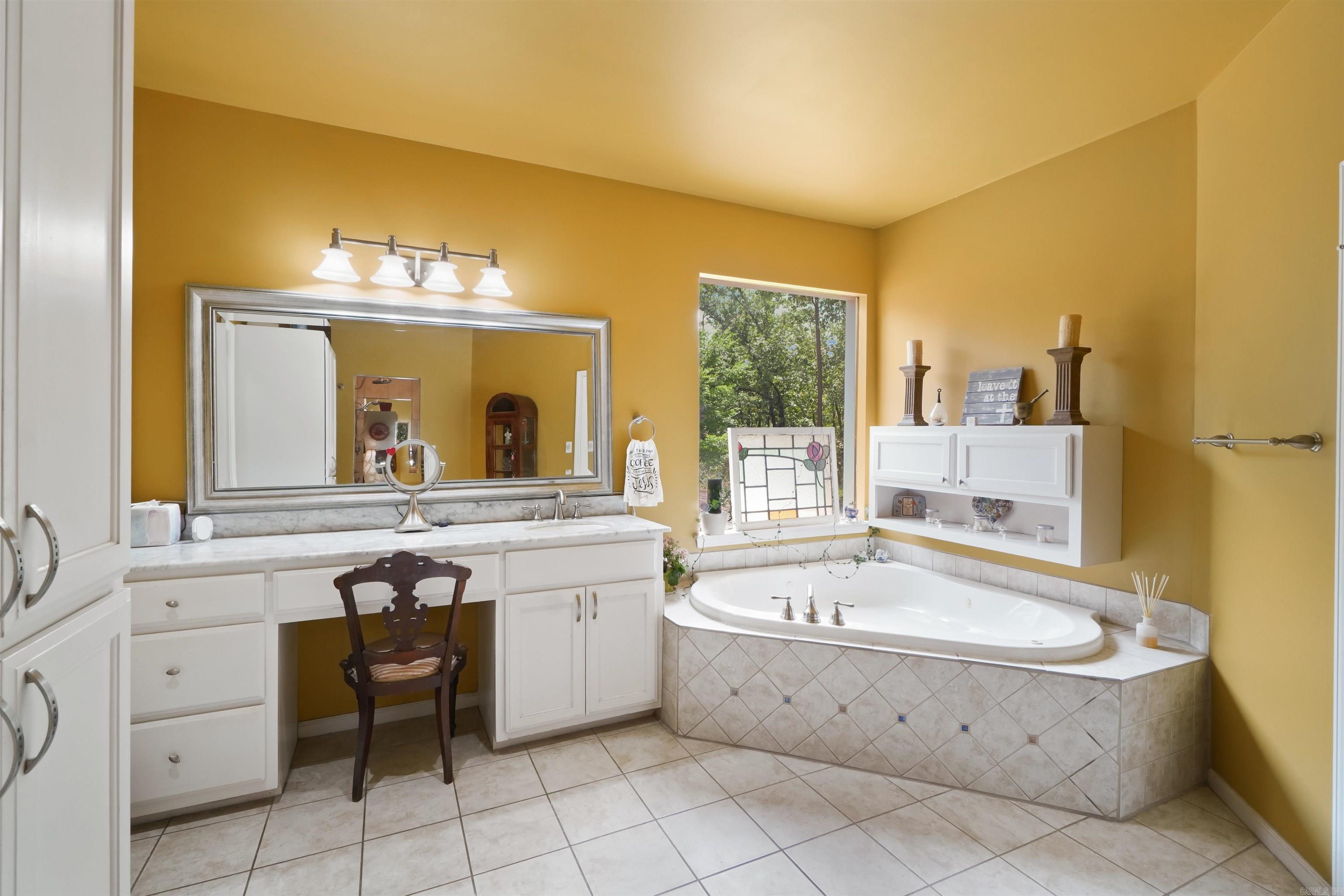 13511 Hwy 300 Roland, AR 72135-9399