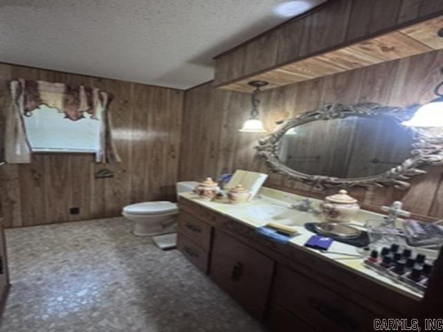 205 Patterson  Naples, TX