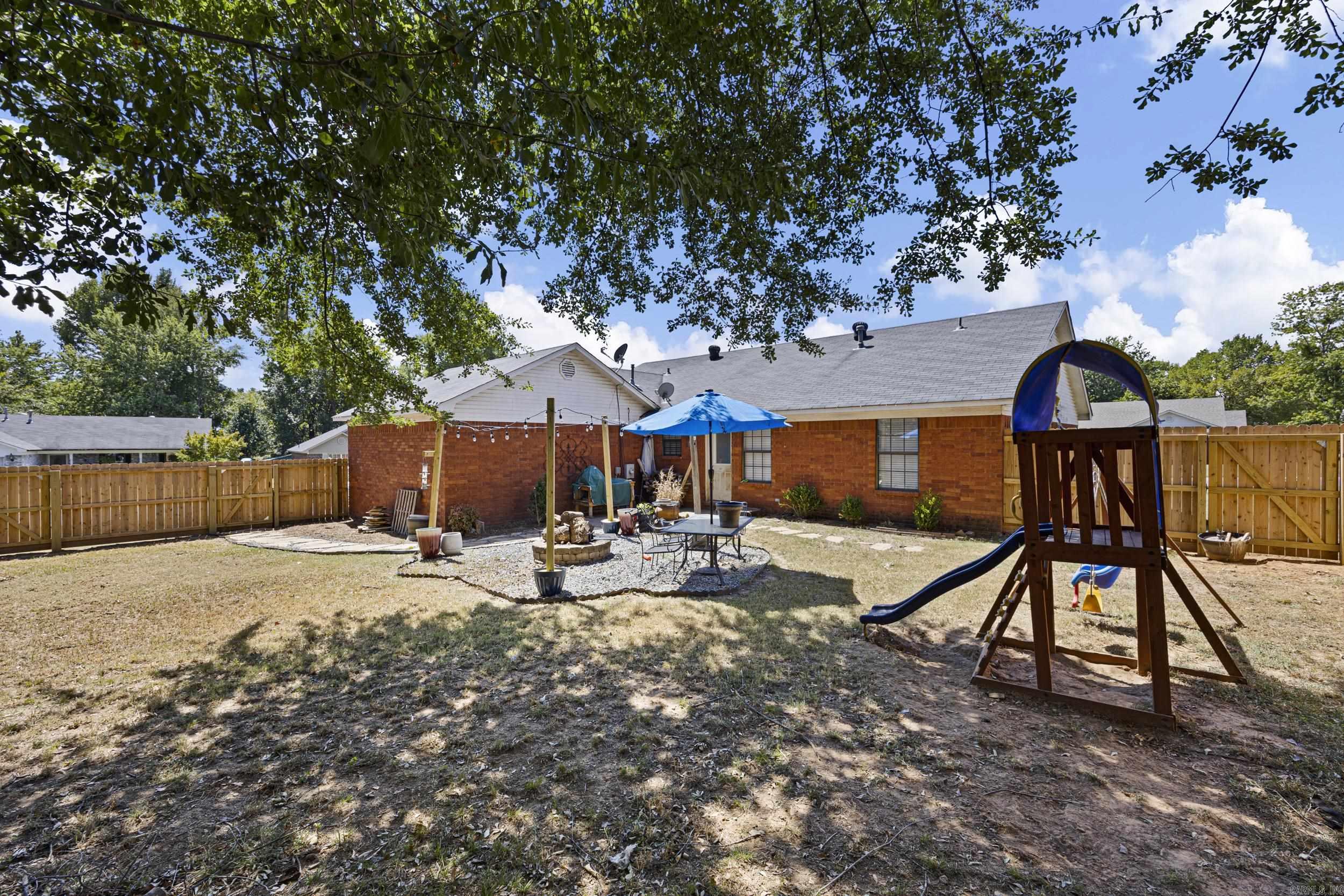 2111 S Ithaca Ave  Russellville, AR