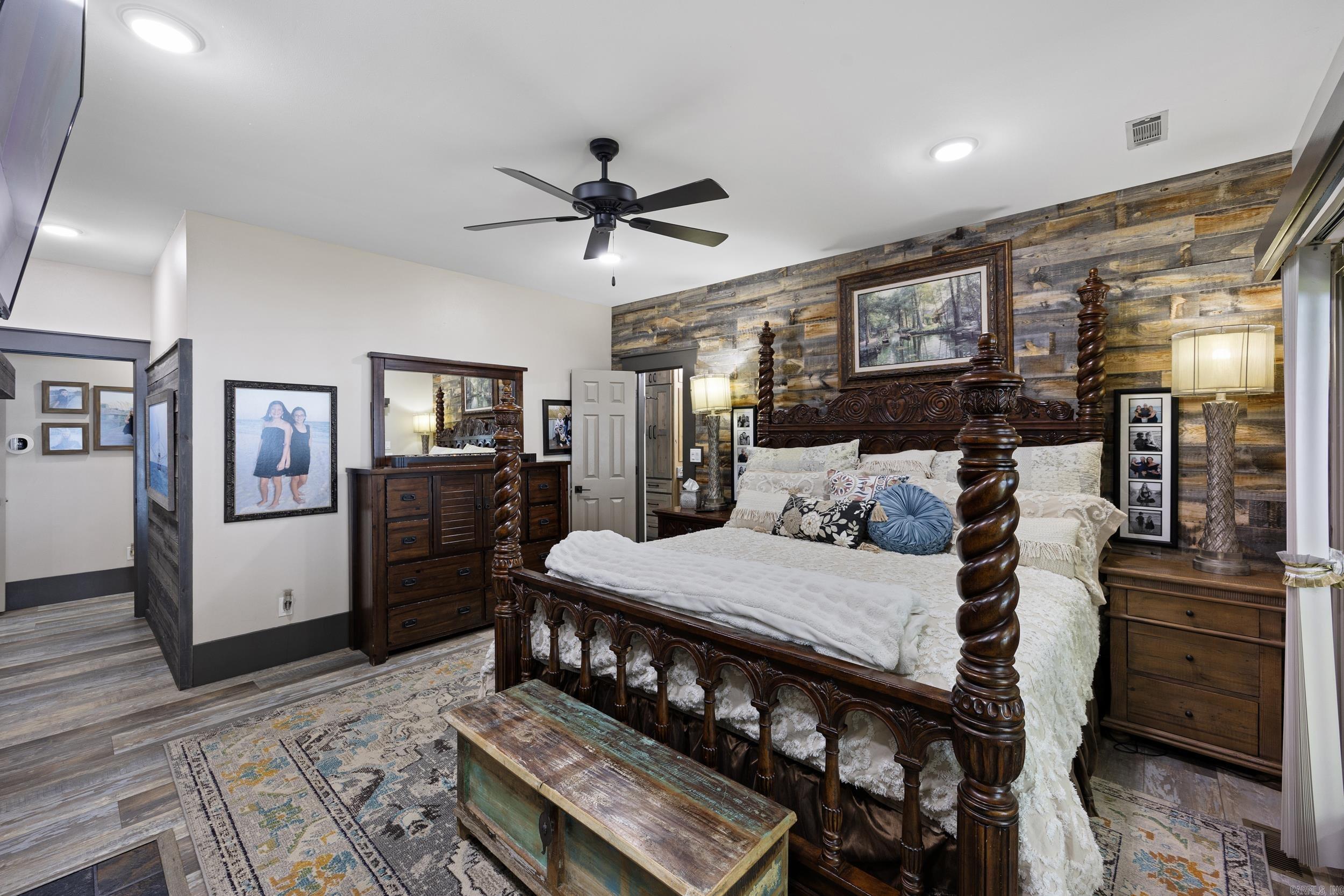 107 Pine Shore Ln Russellville, AR 72802