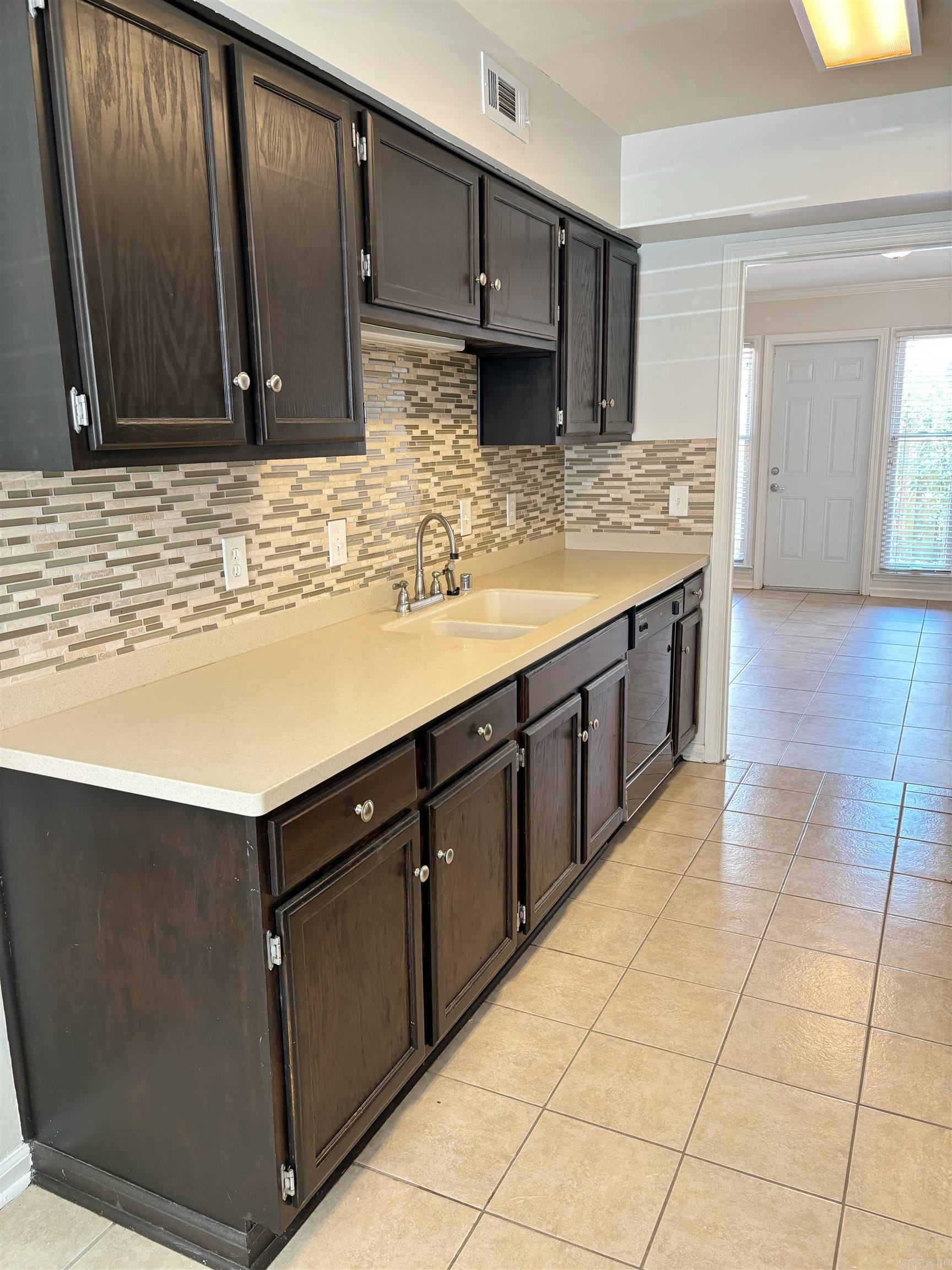 2200 Andover Ct #204  Little Rock, AR