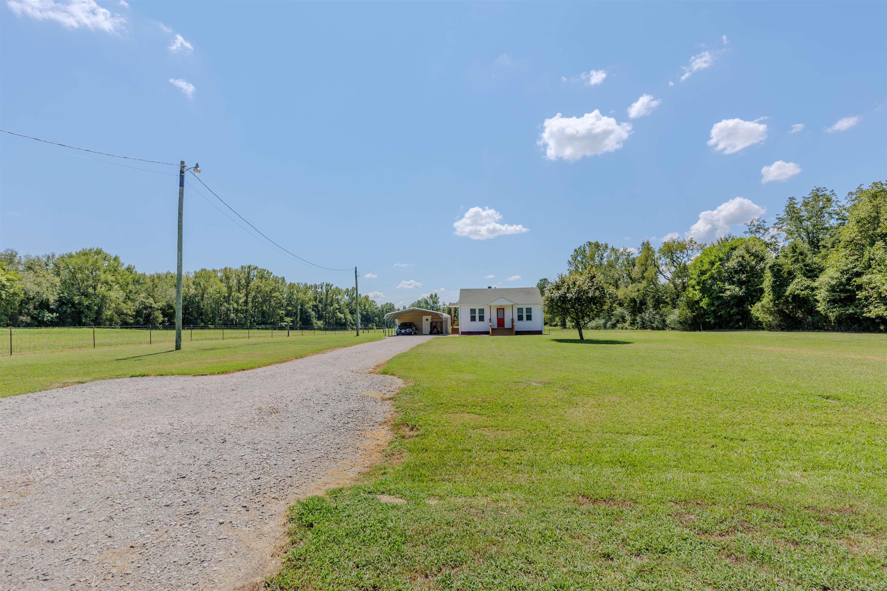 932 Cherry Hill  Perryville, AR