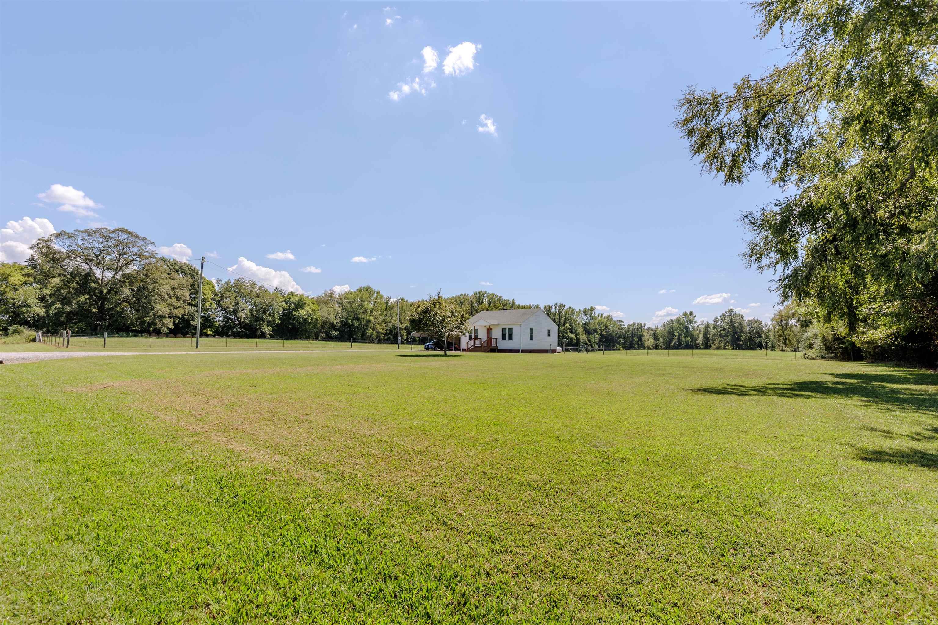 932 Cherry Hill  Perryville, AR