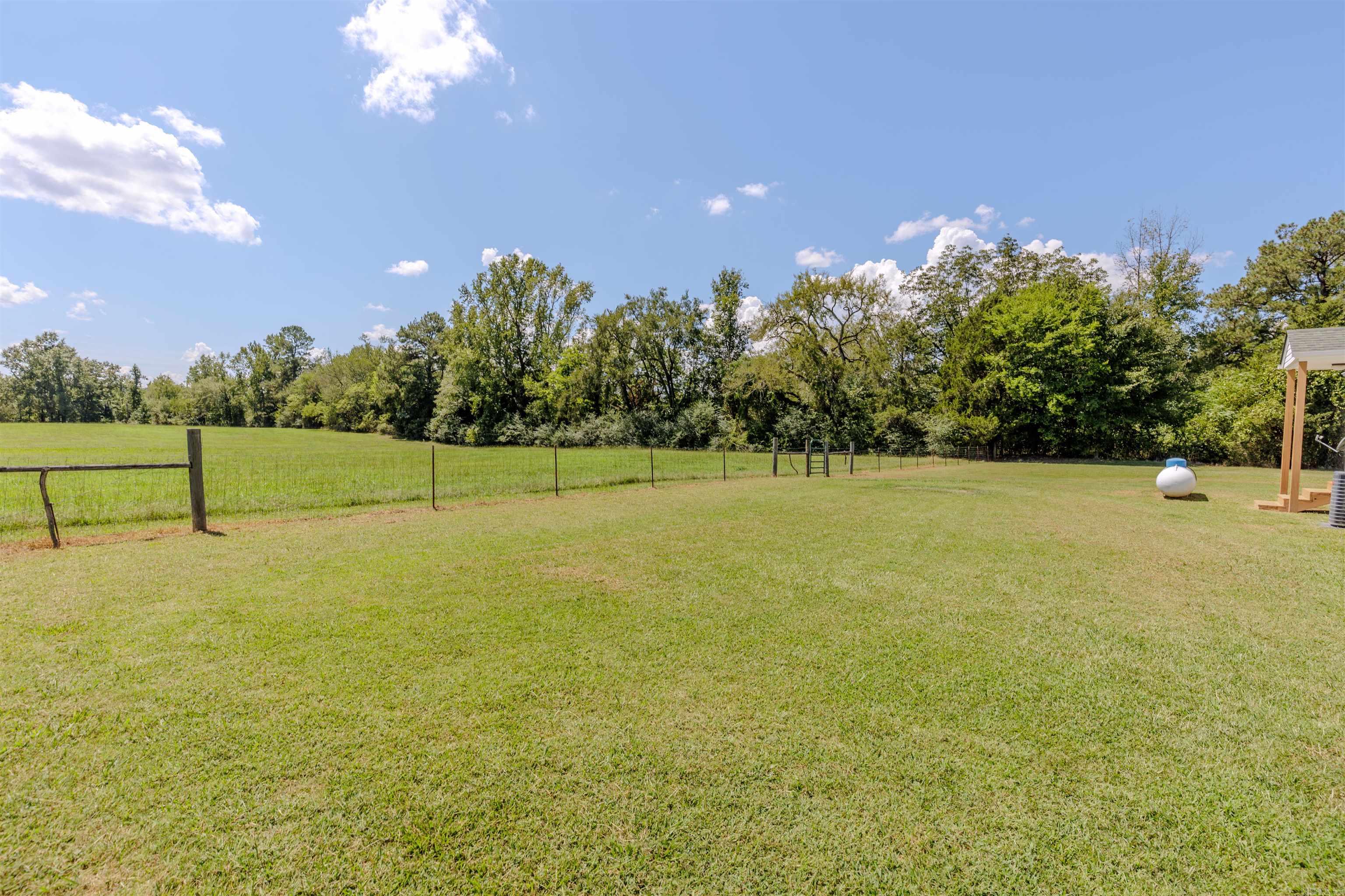 932 Cherry Hill  Perryville, AR