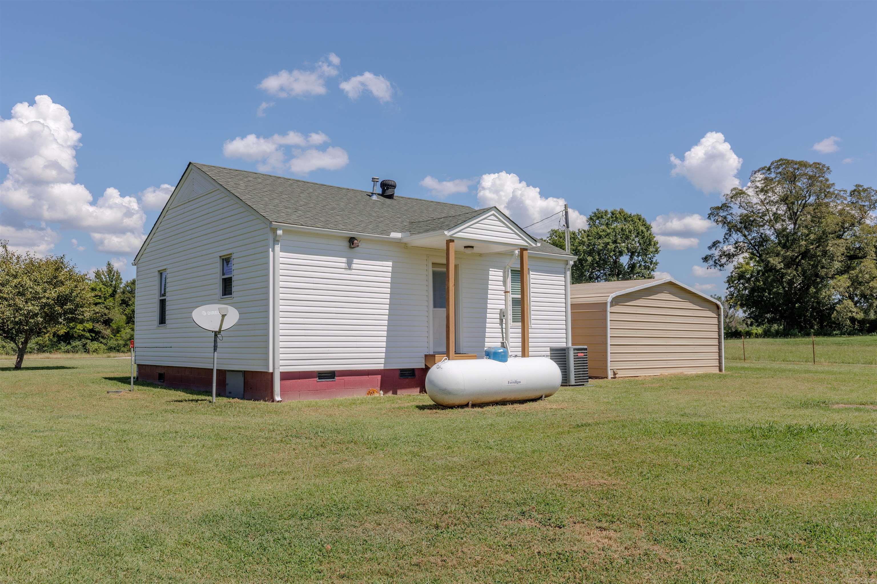 932 Cherry Hill  Perryville, AR