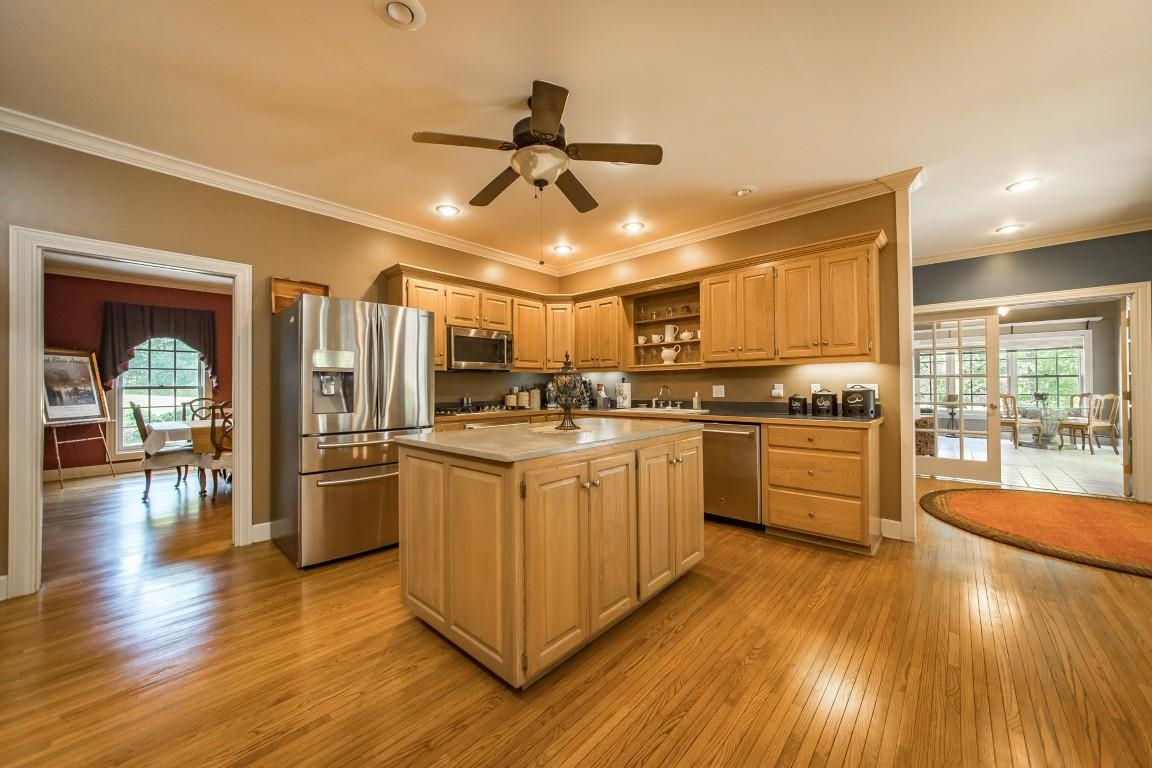 14562 Hwy 66 West Mountain View, AR 72560