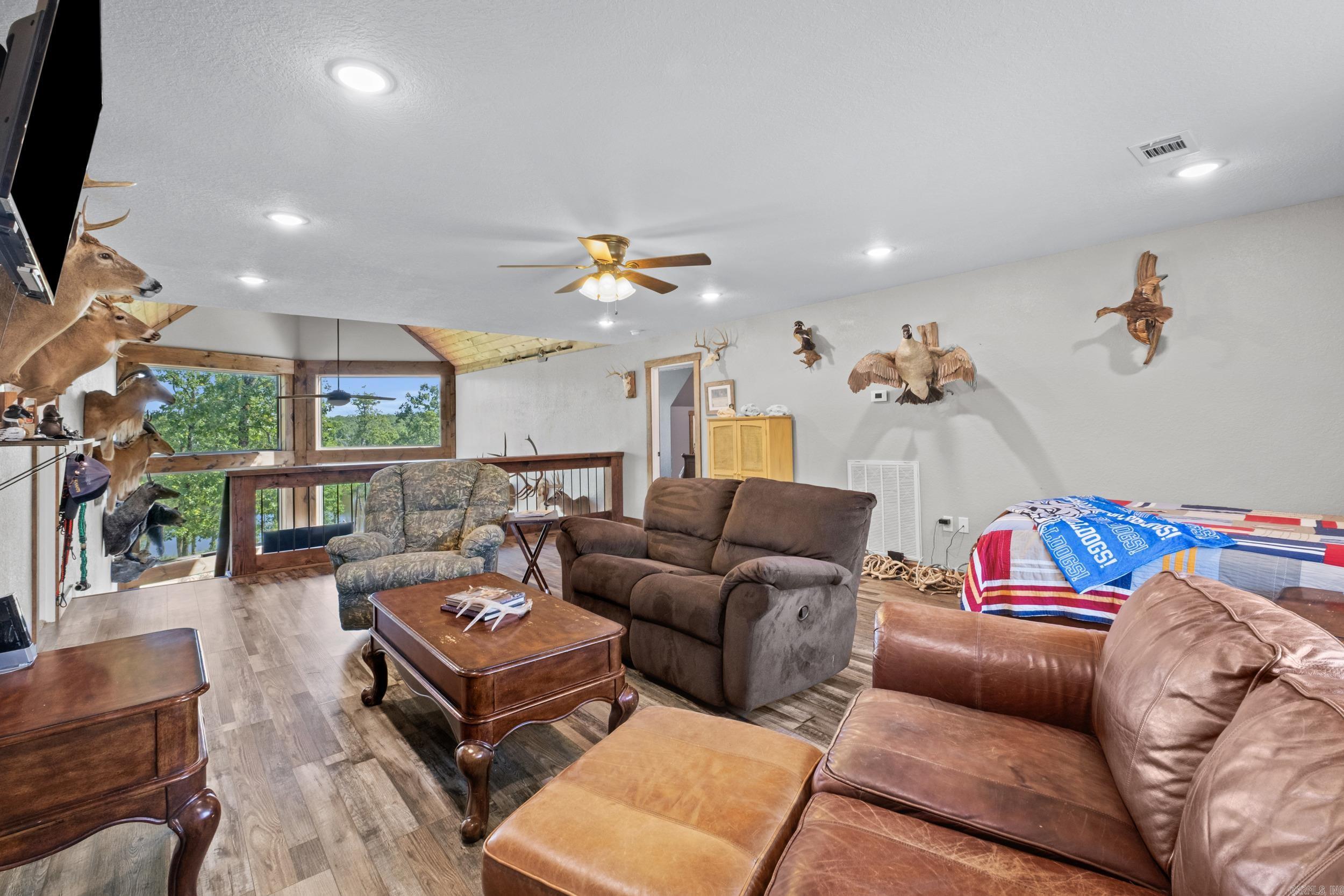 203 Fox Meadow Road Bradford, AR 72020-9748