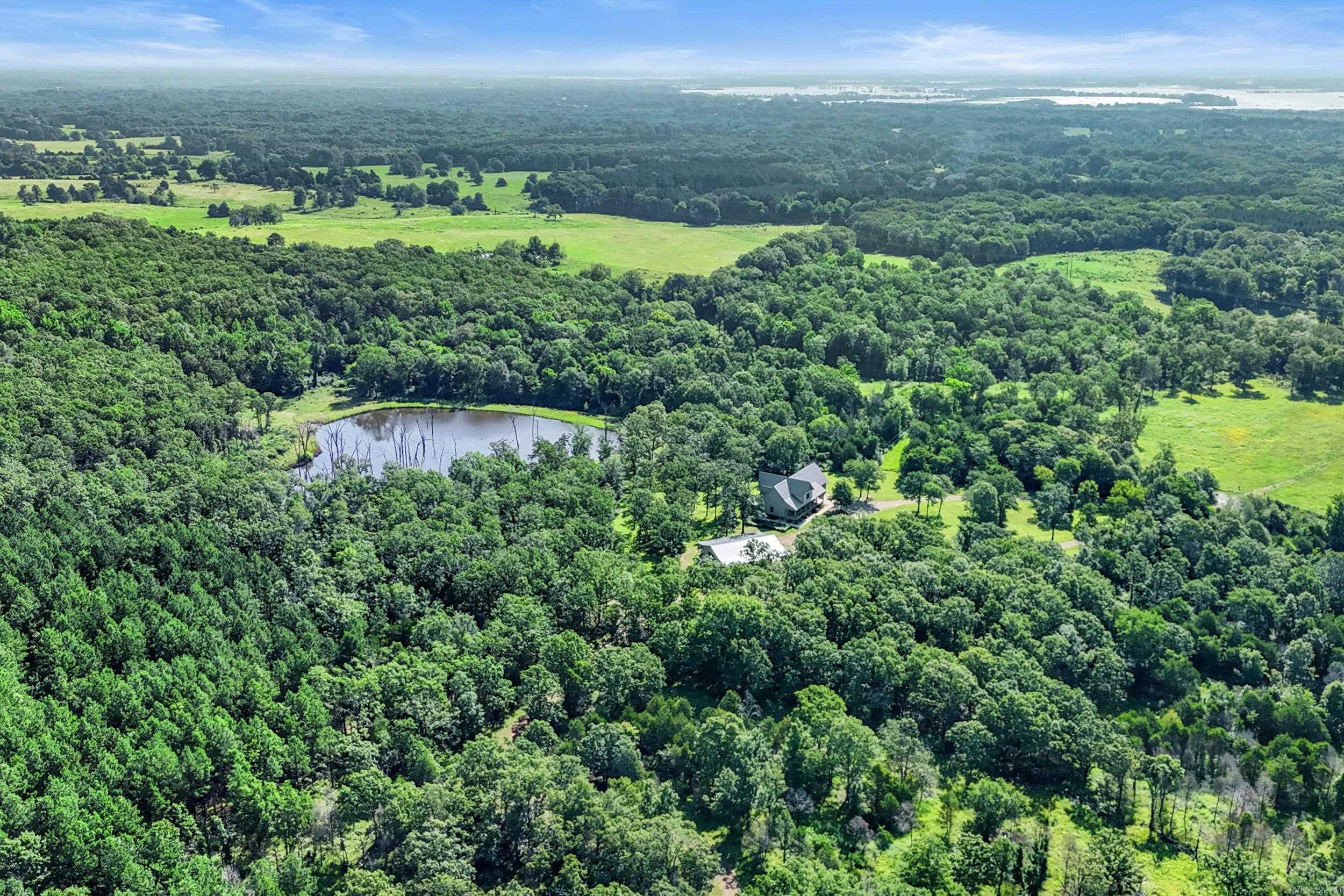 203 Fox Meadow Road Bradford, AR 72020-9748
