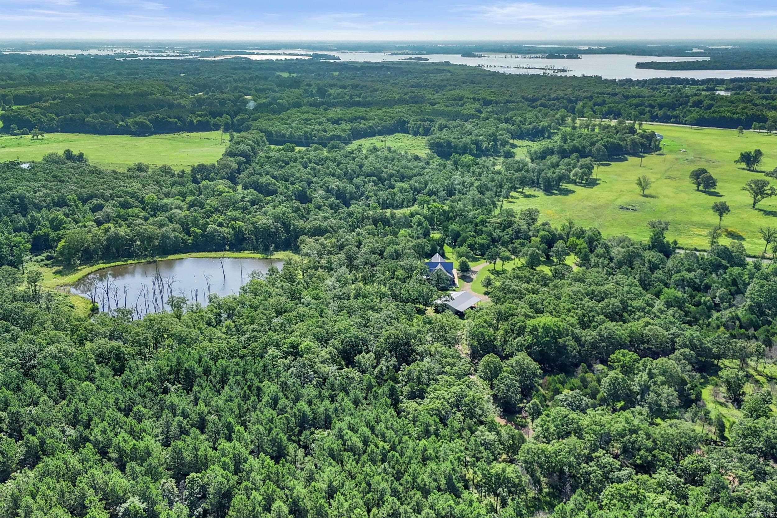 203 Fox Meadow Road Bradford, AR 72020-9748