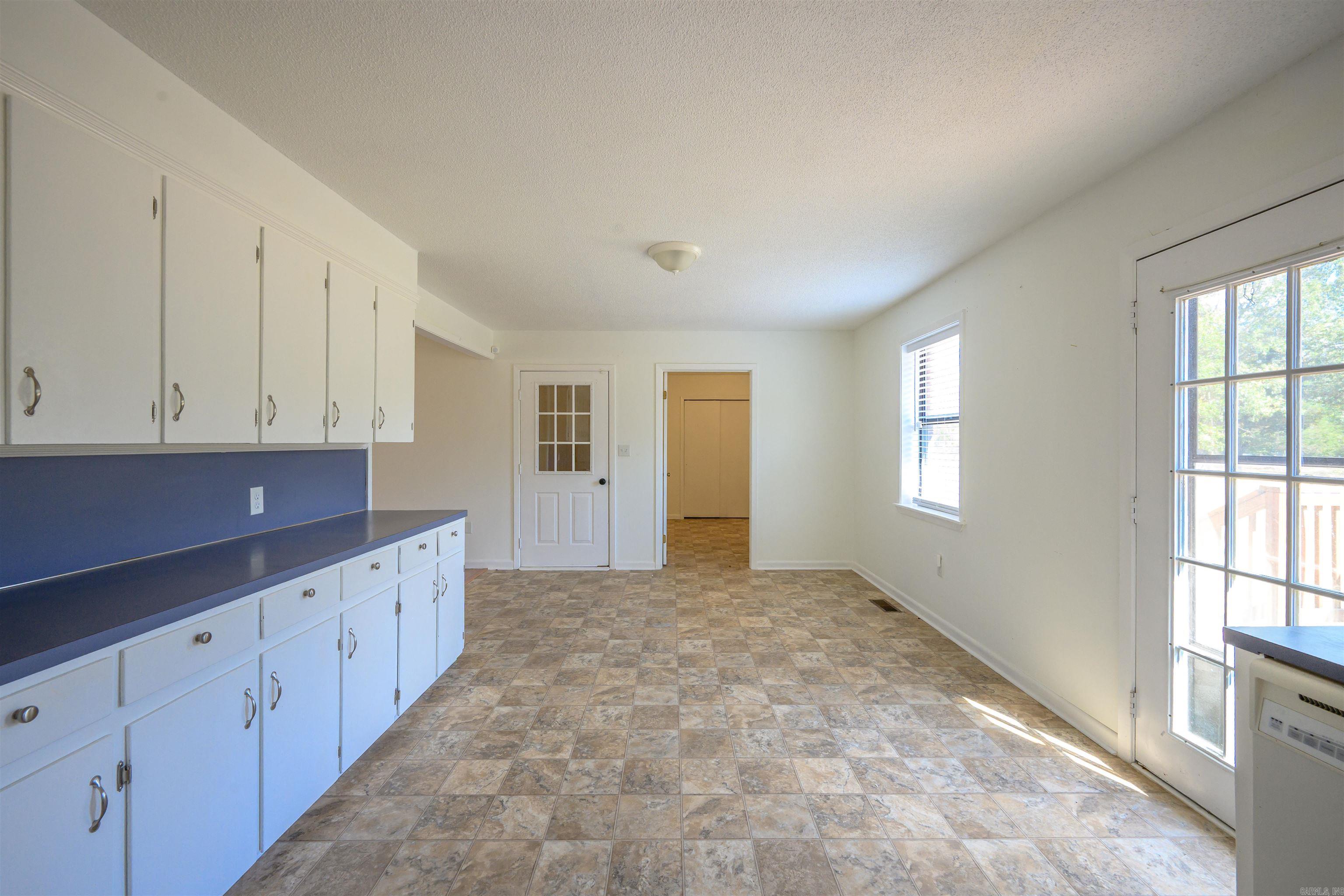 1196 Newport Road  Salado, AR