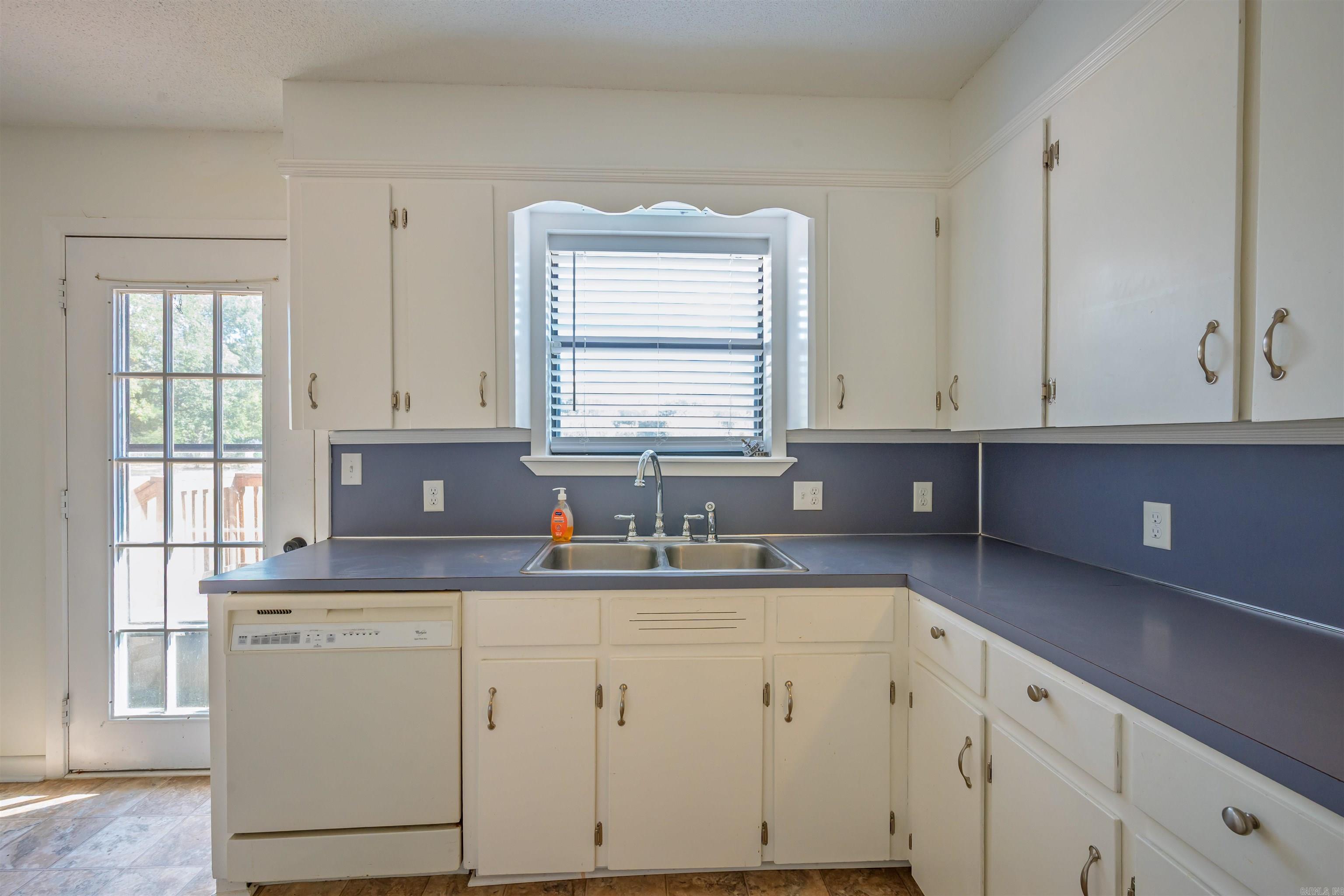 1196 Newport Road  Salado, AR