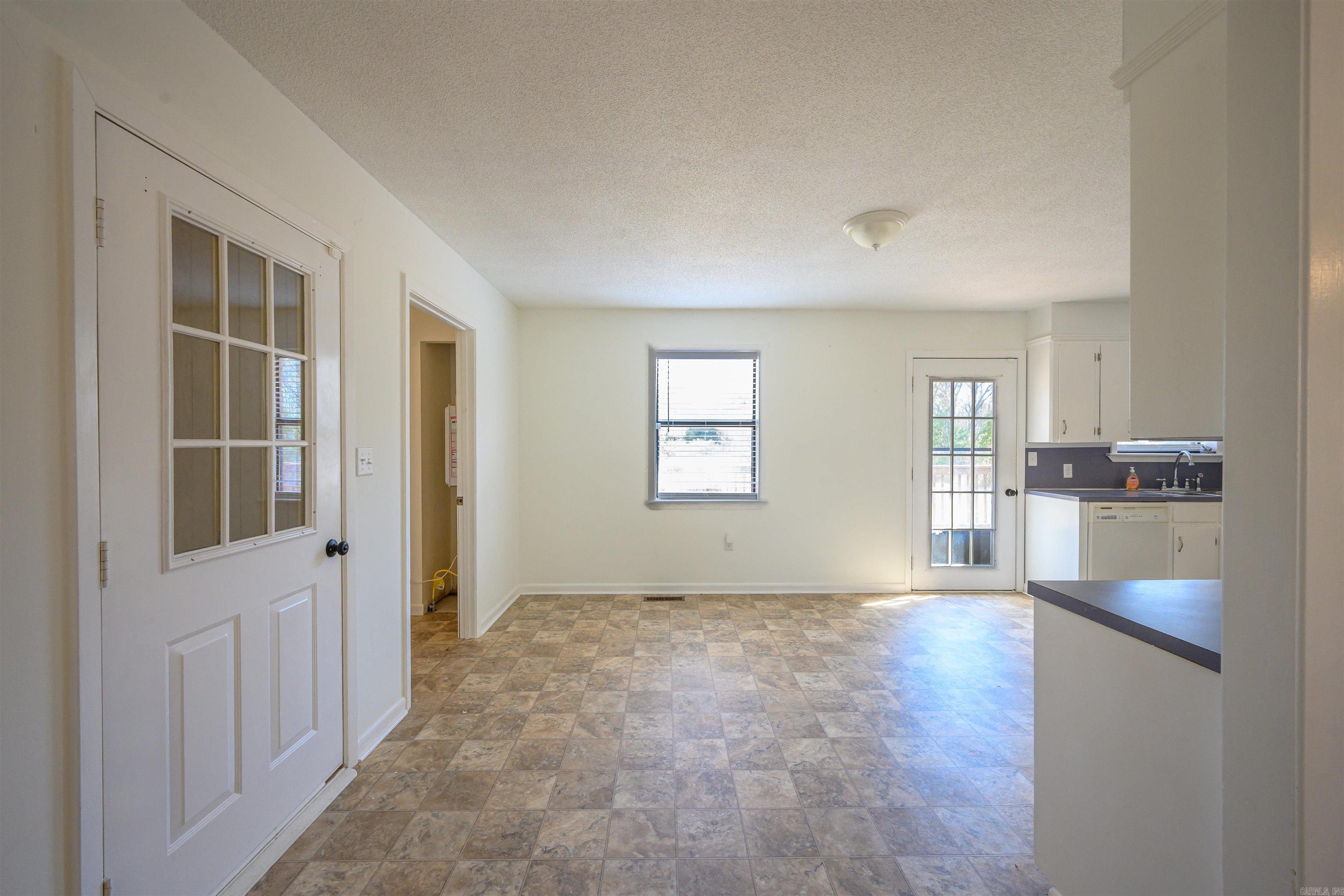 1196 Newport Road  Salado, AR