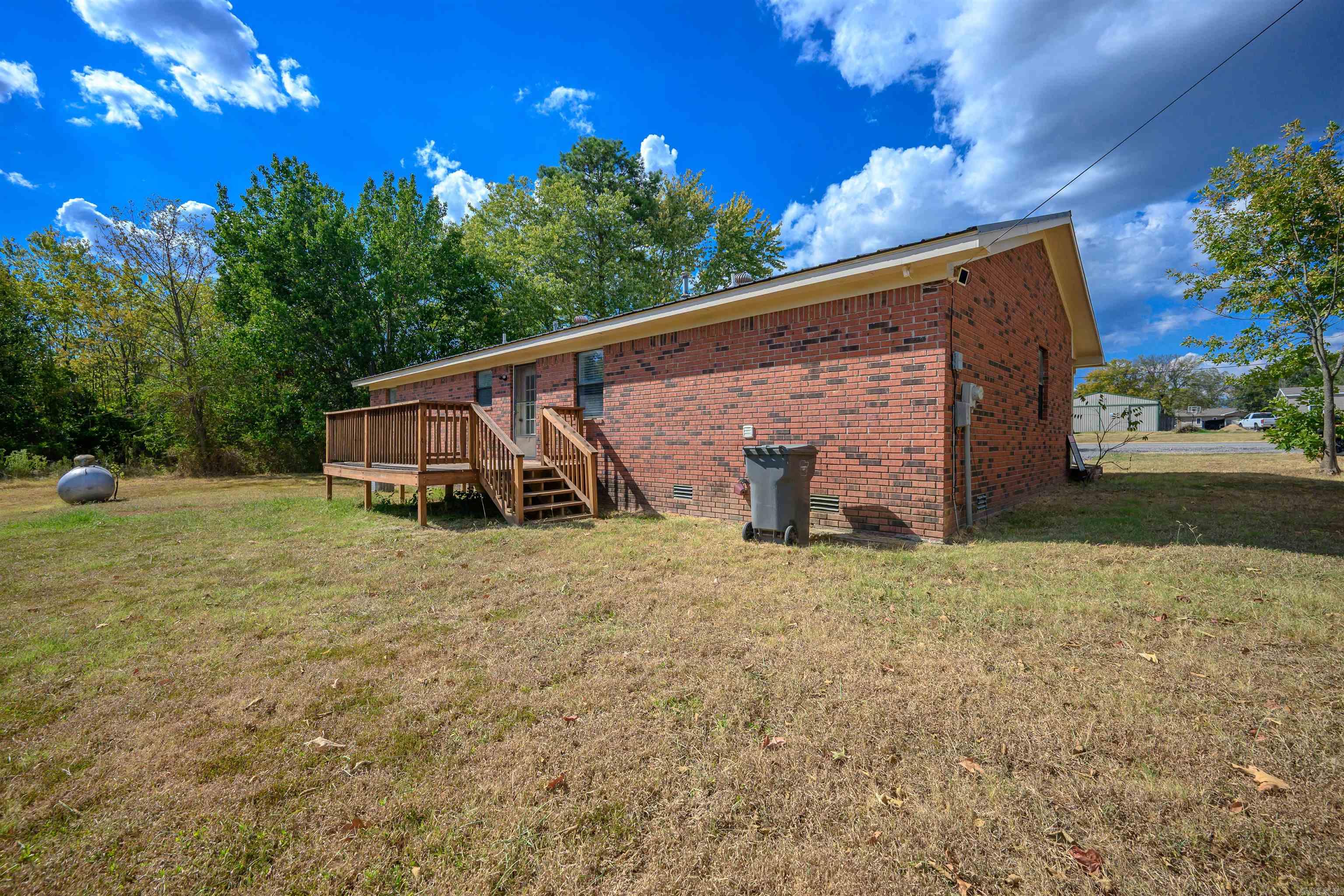 1196 Newport Road — photo 4