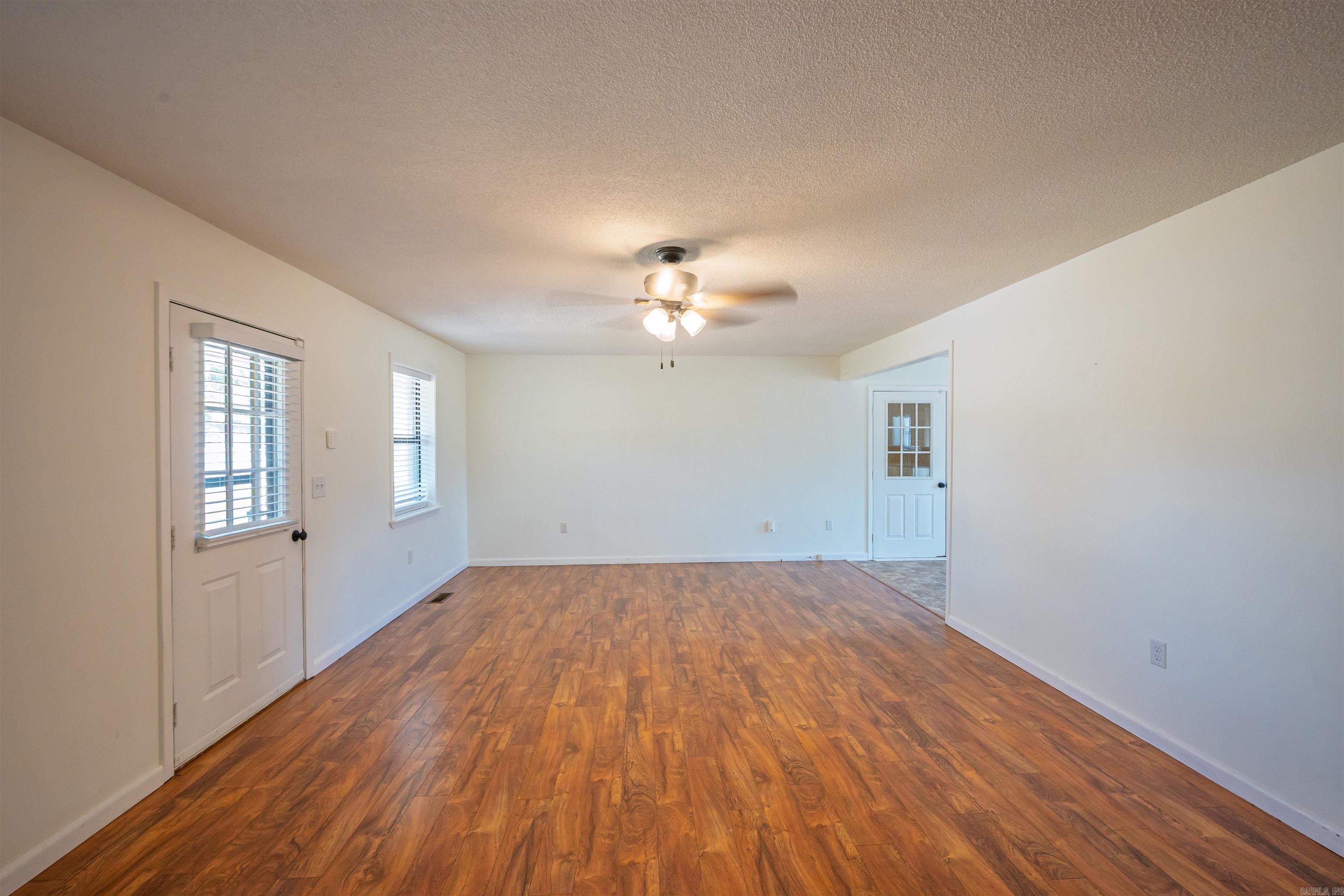 1196 Newport Road  Salado, AR