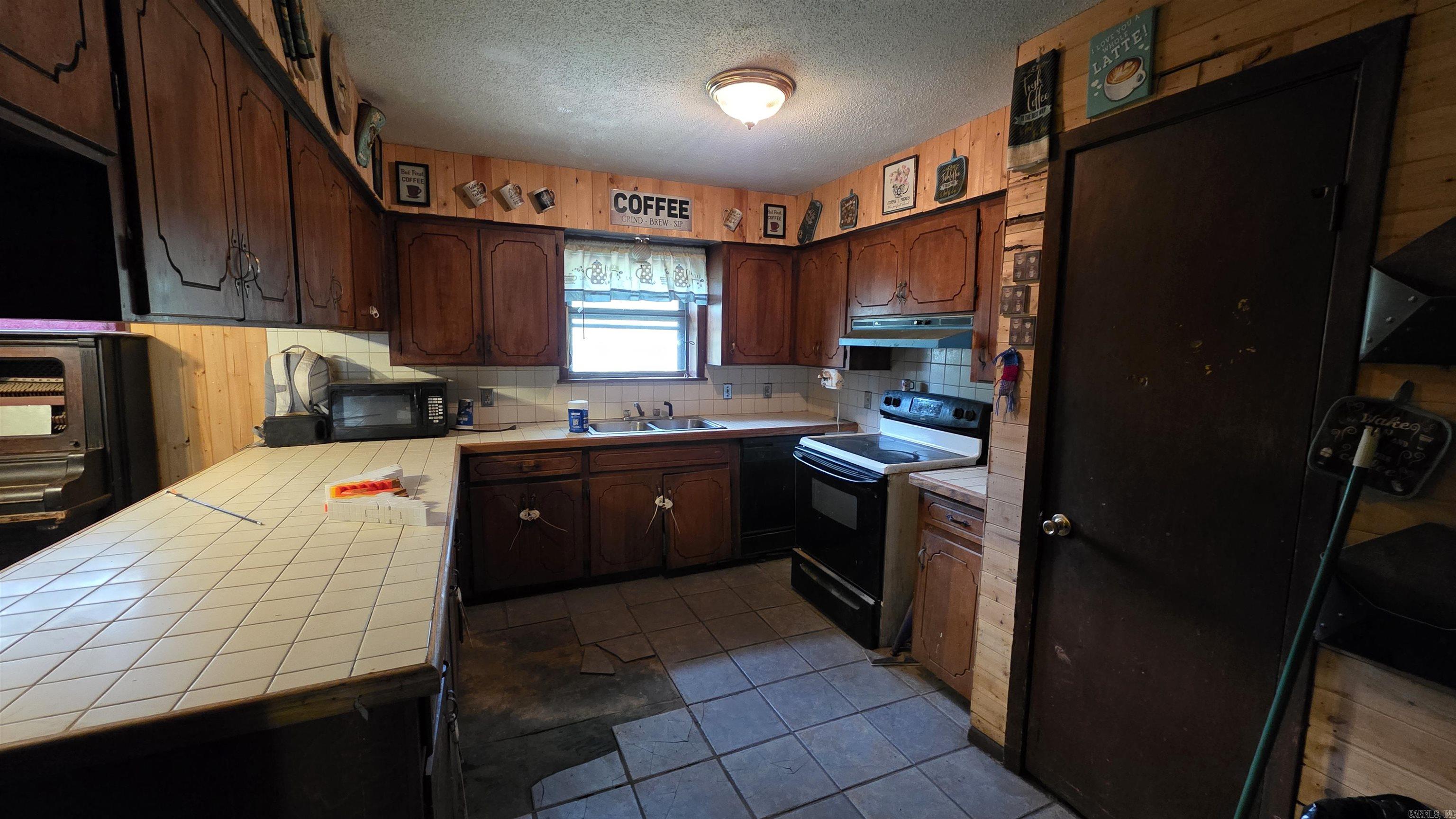 87 Pinter  Morrilton, AR