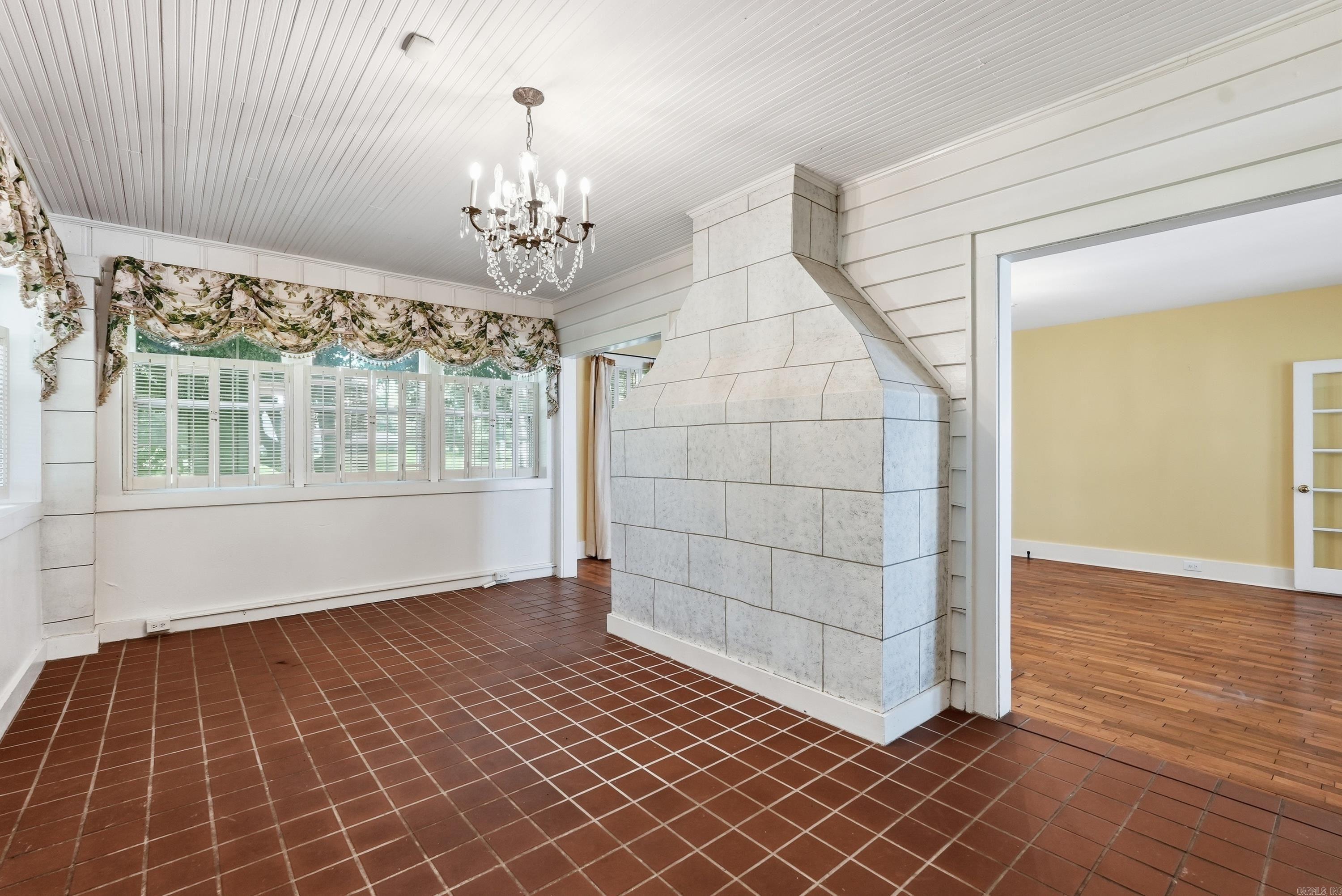 409 E Main Sherrill, AR 72152